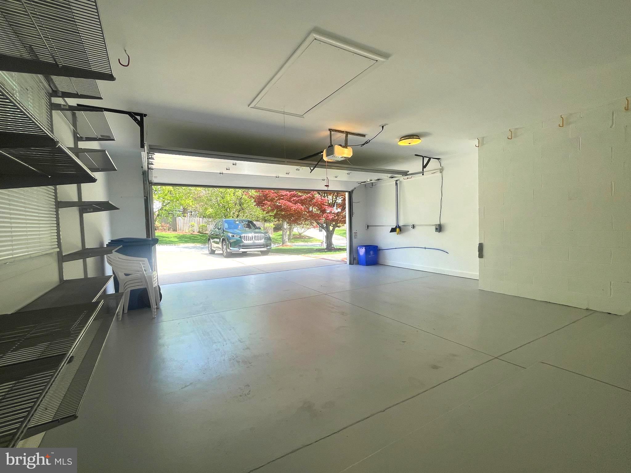 FOX HILLS - Residential