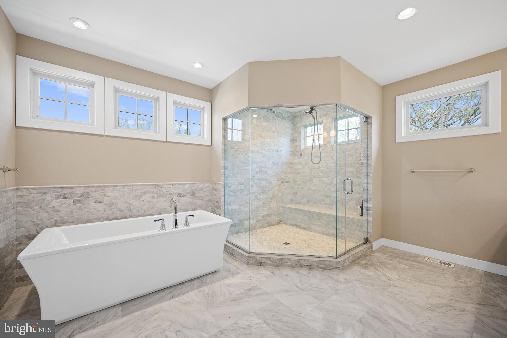 BURNING TREE VALLEY - Residential