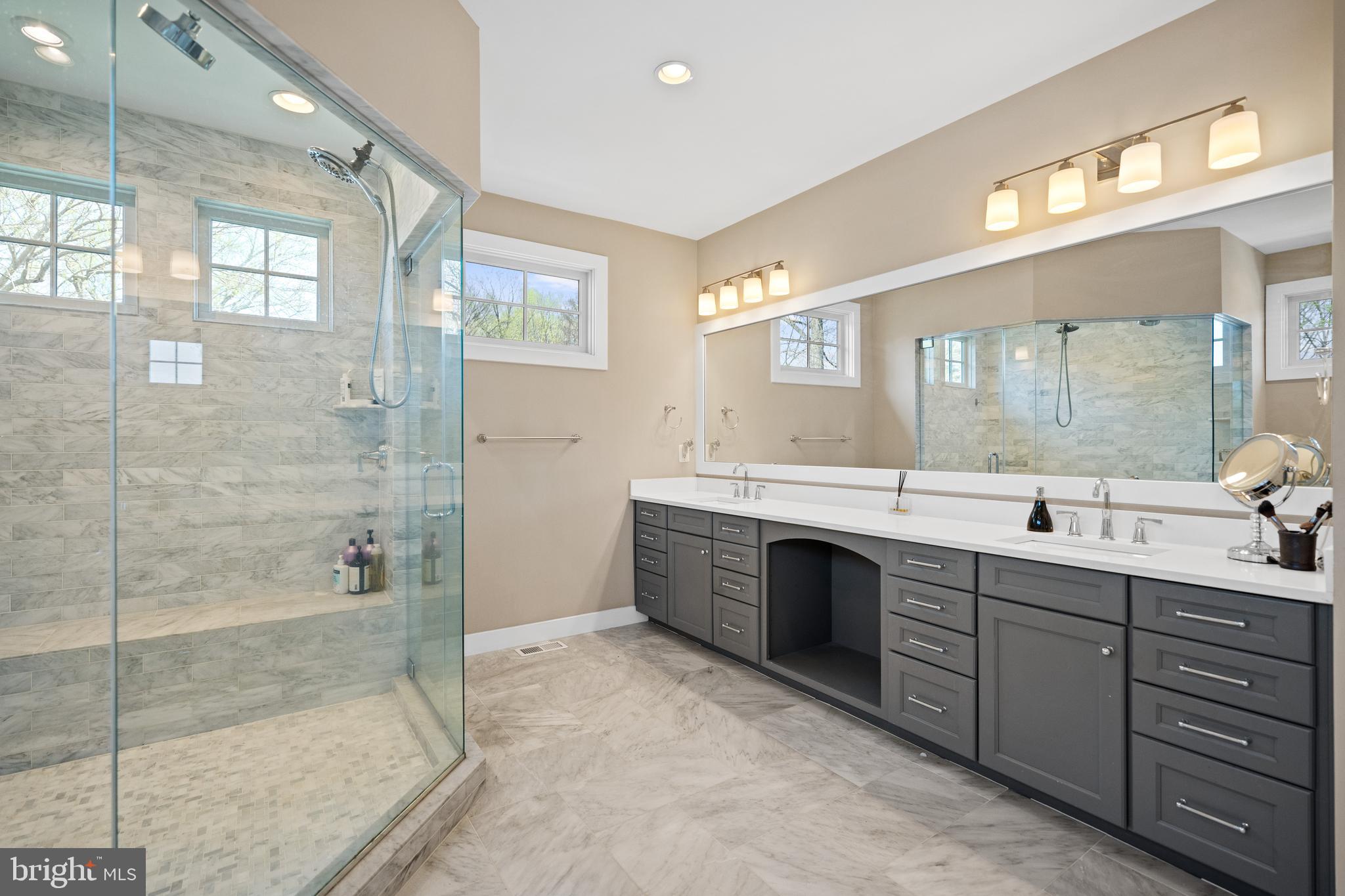 BURNING TREE VALLEY - Residential