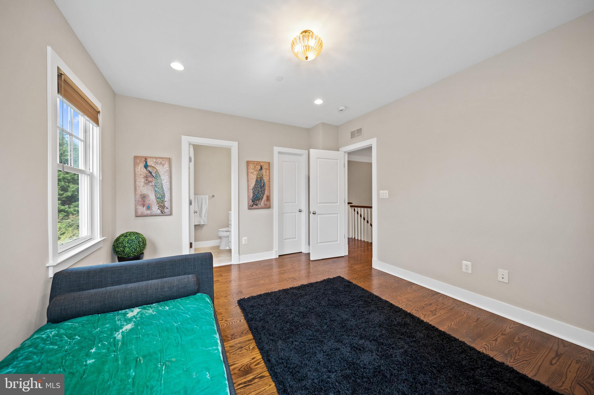 BURNING TREE VALLEY - Residential