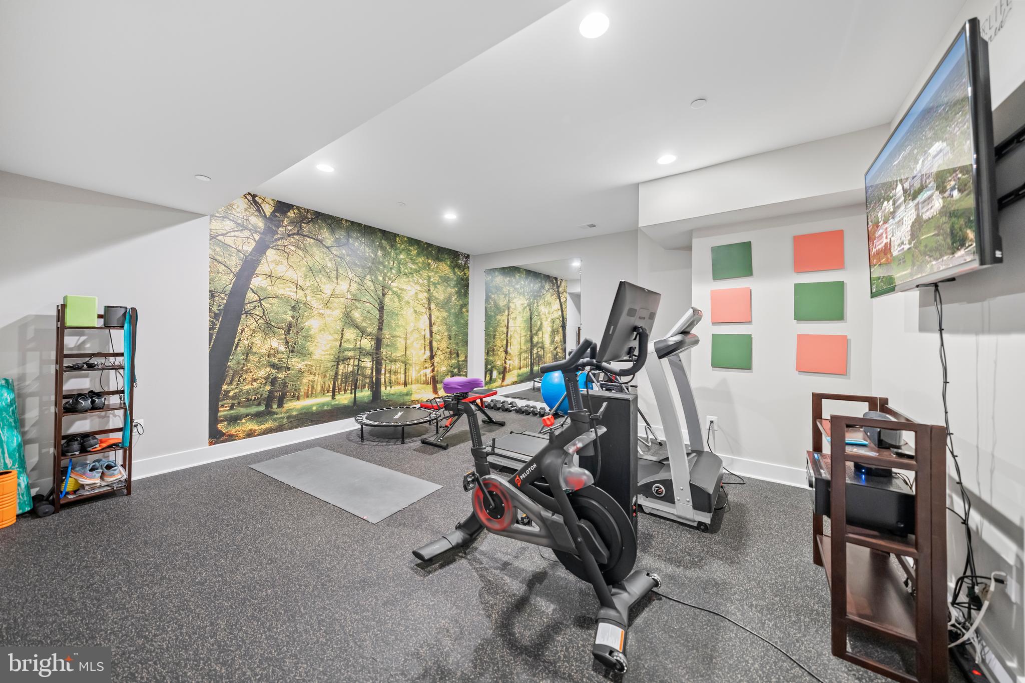 BURNING TREE VALLEY - Residential