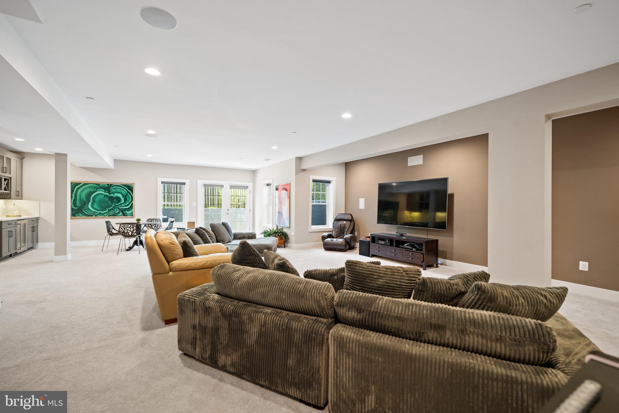 BURNING TREE VALLEY - Residential