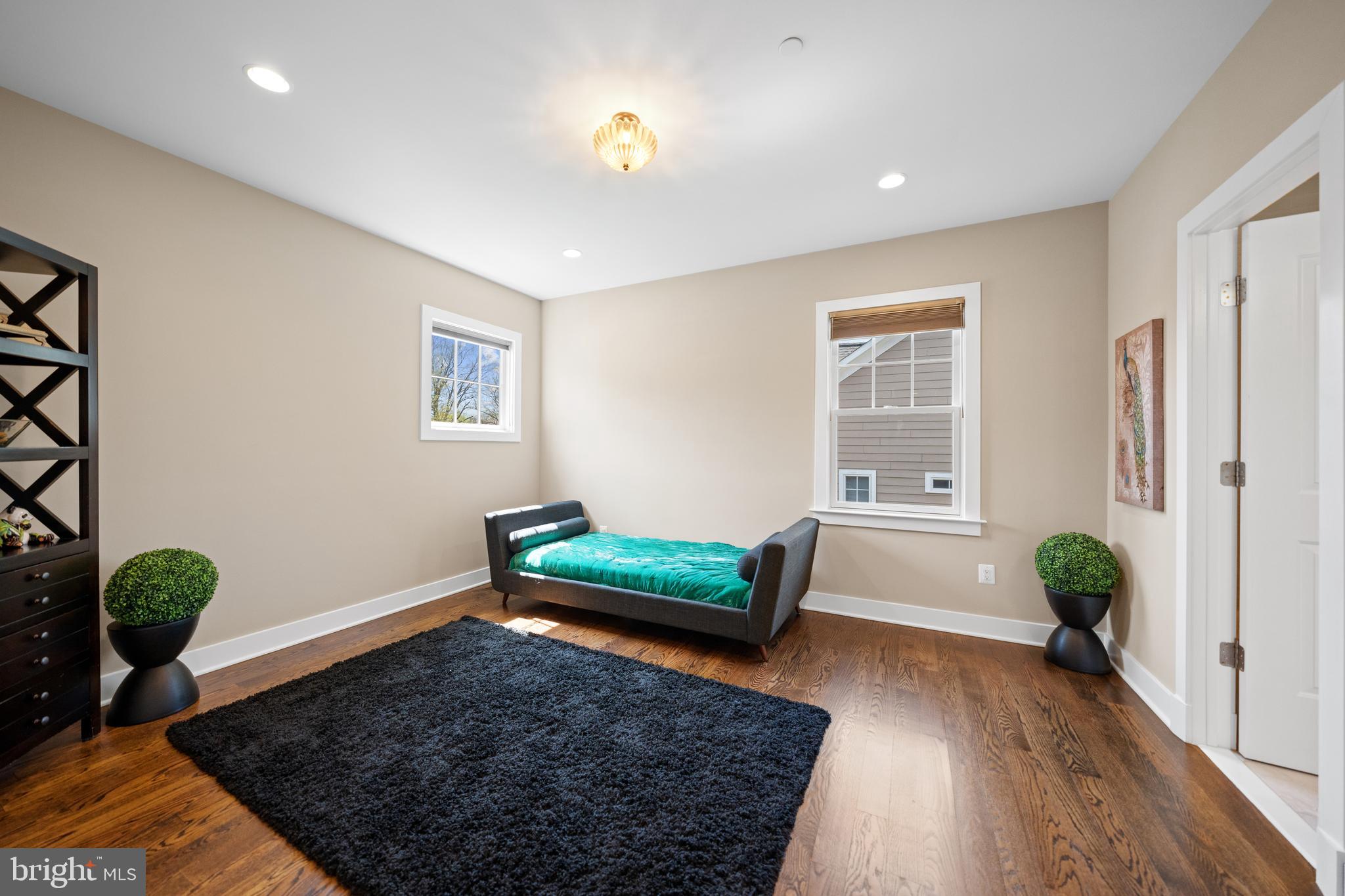 BURNING TREE VALLEY - Residential