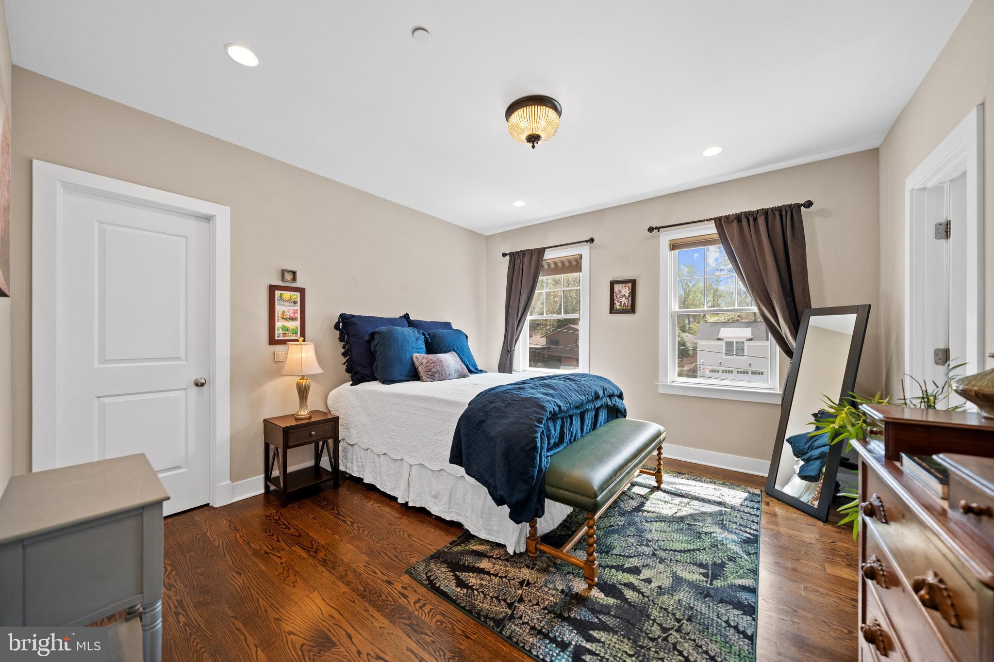 BURNING TREE VALLEY - Residential