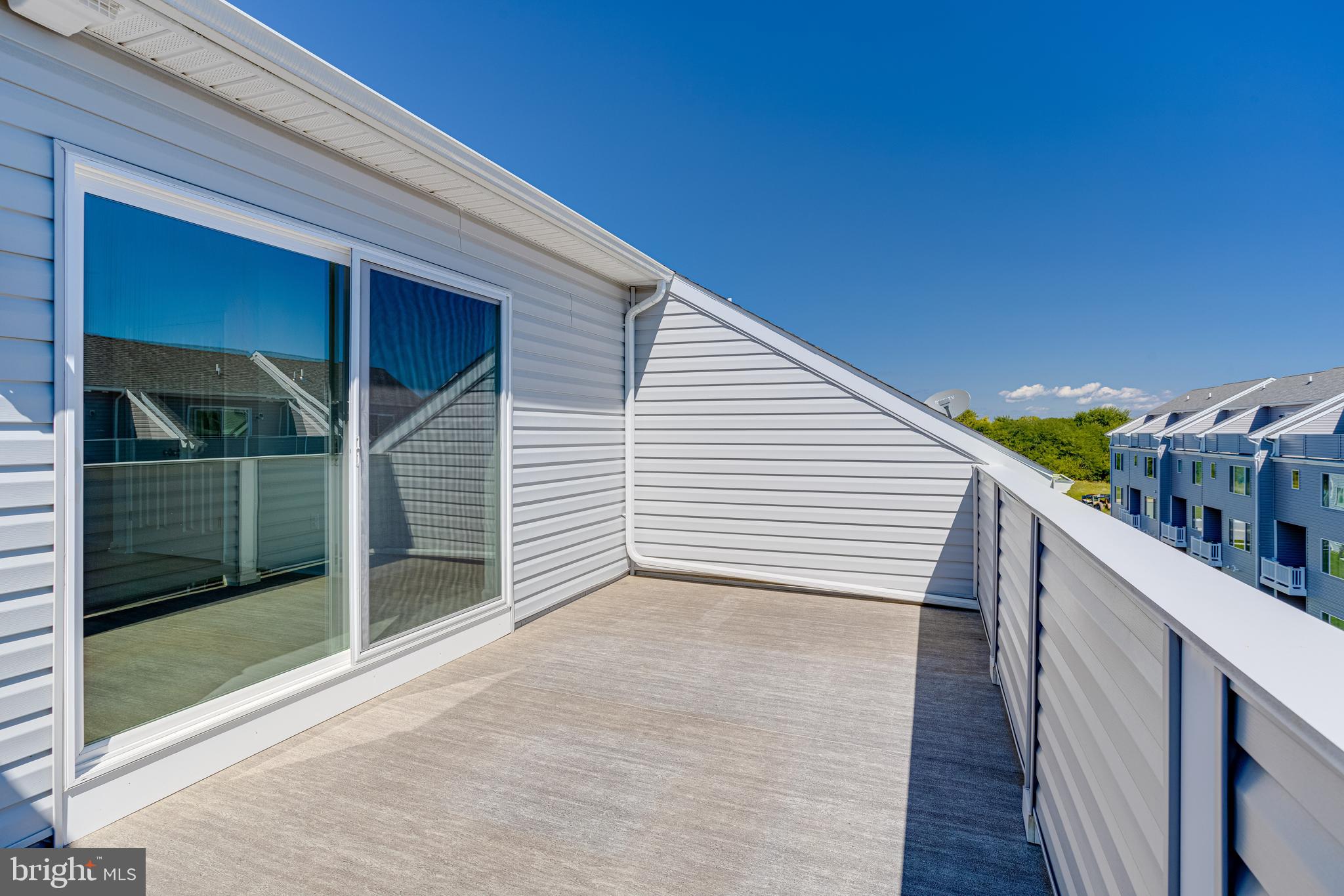 ELLENDALE - Residential Lease