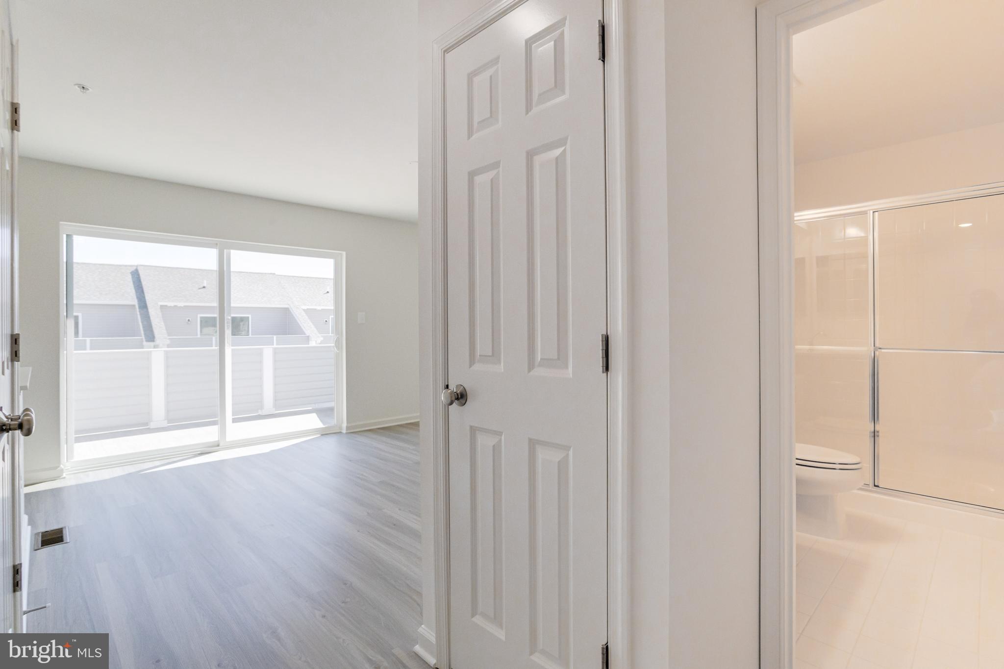 ELLENDALE - Residential Lease