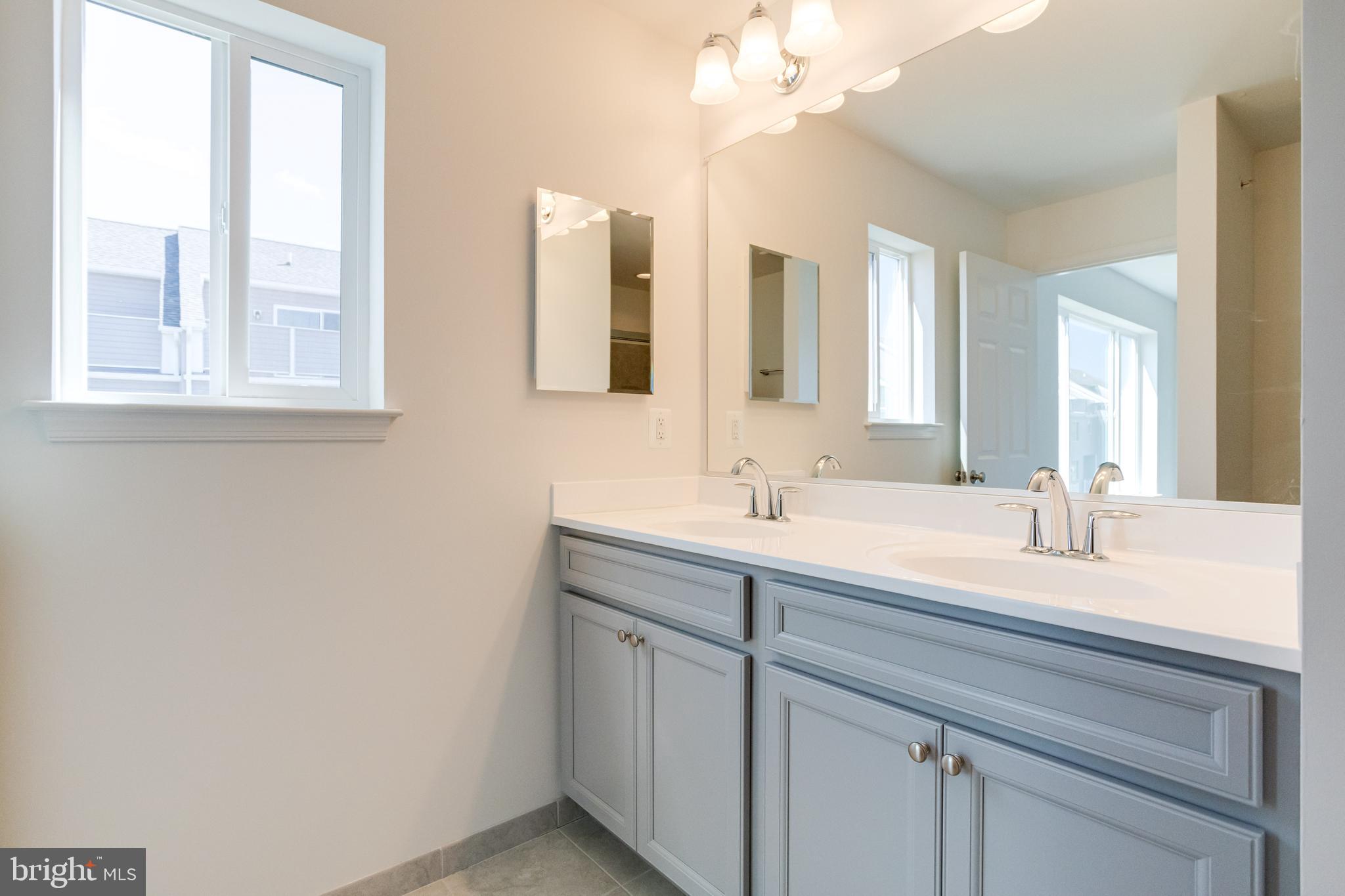 ELLENDALE - Residential Lease