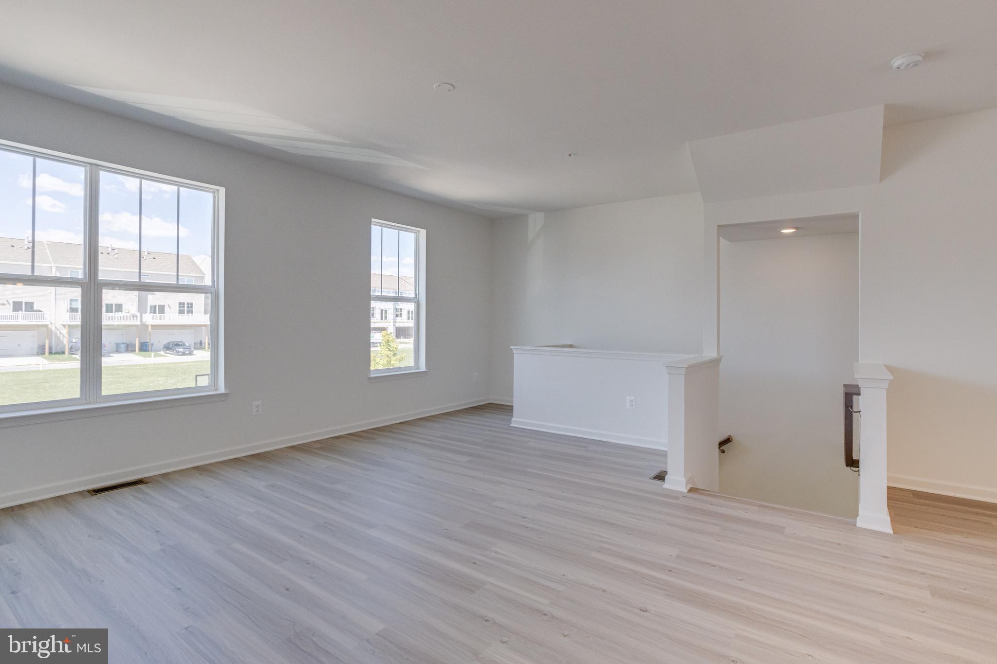 ELLENDALE - Residential Lease