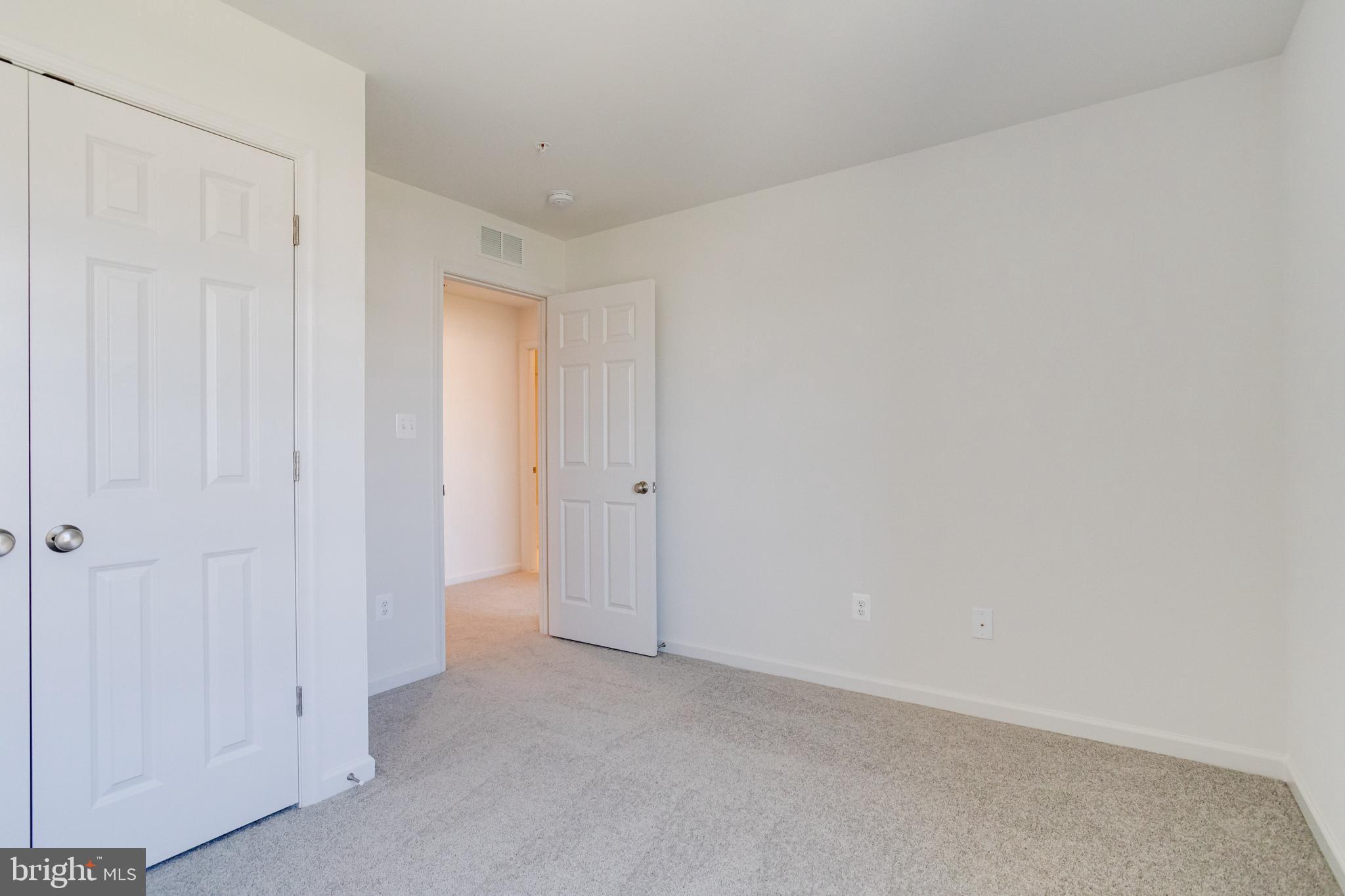 ELLENDALE - Residential Lease