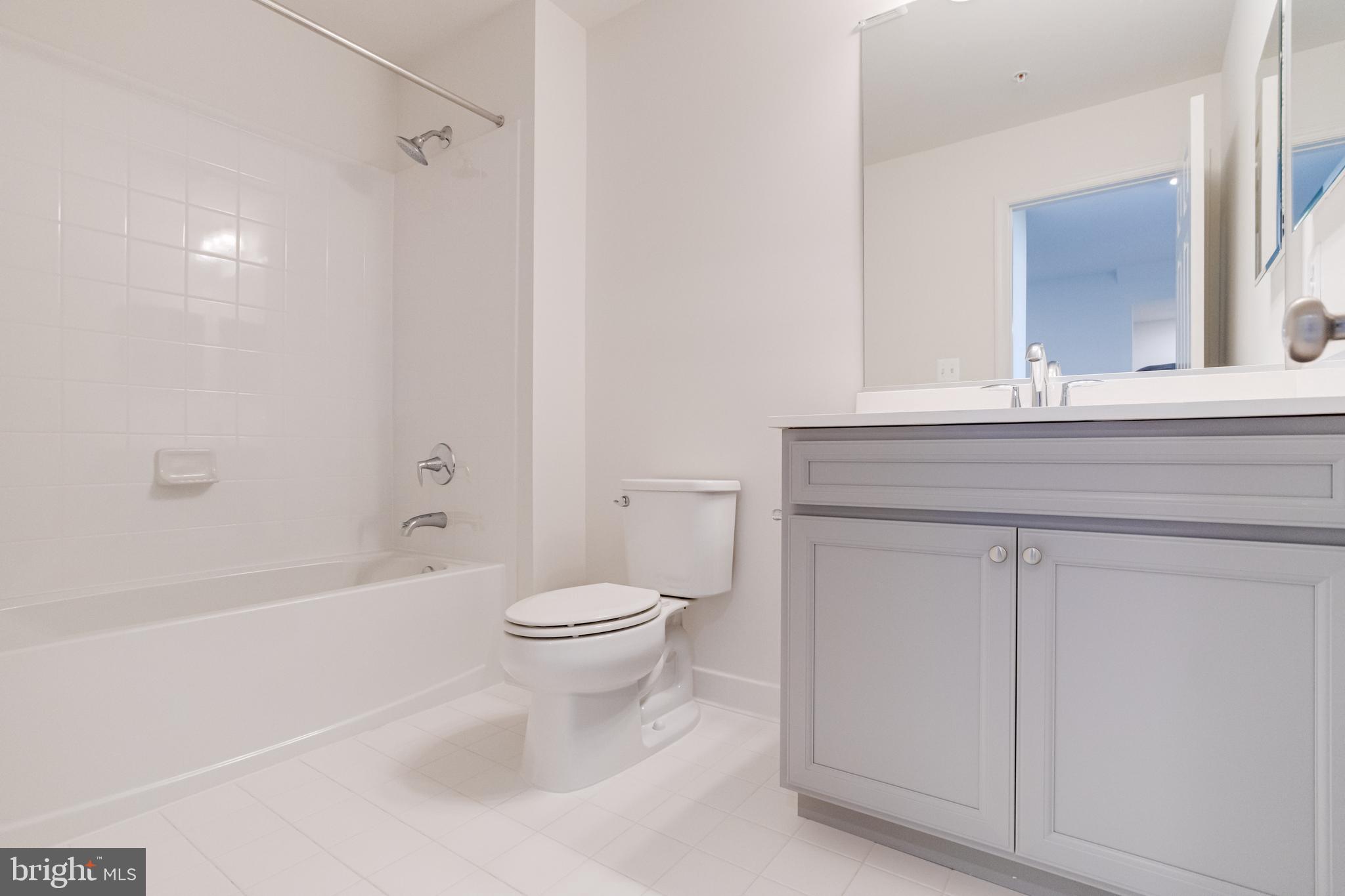 ELLENDALE - Residential Lease