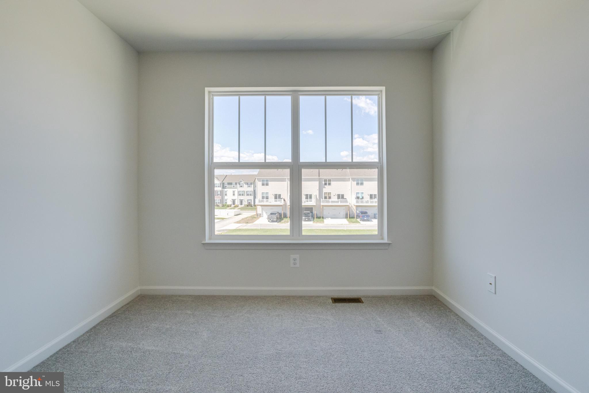 ELLENDALE - Residential Lease