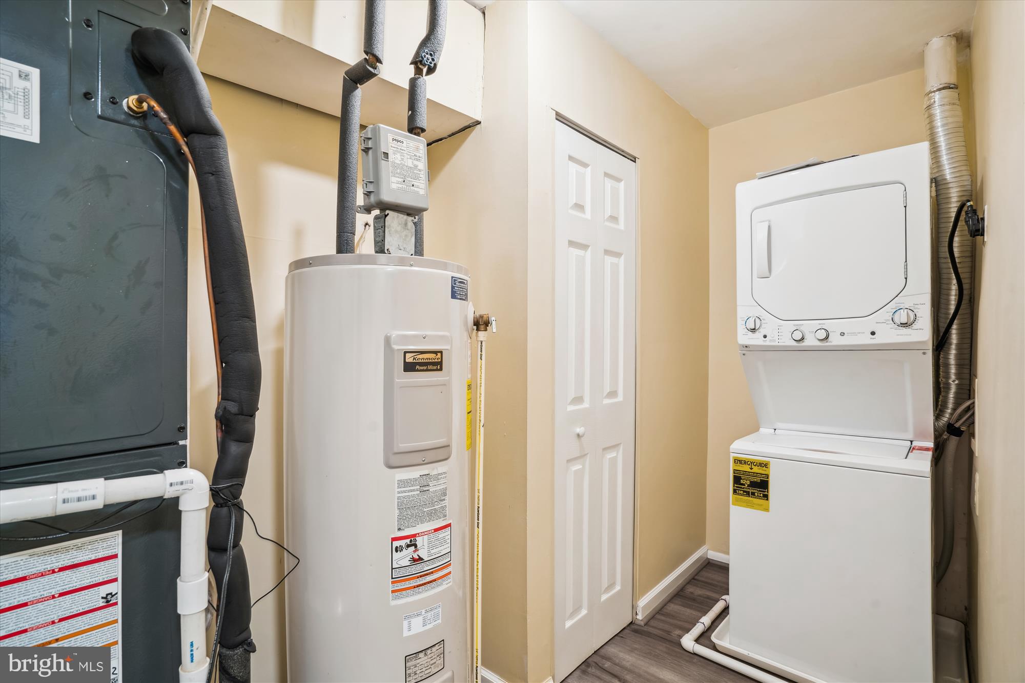 STKBRDGE AT TANGLWD COD - Residential Lease