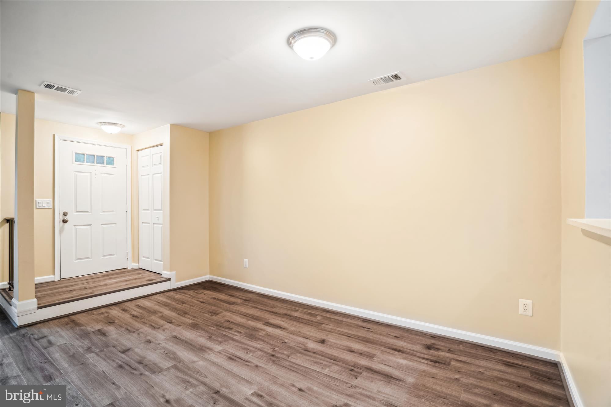 STKBRDGE AT TANGLWD COD - Residential Lease