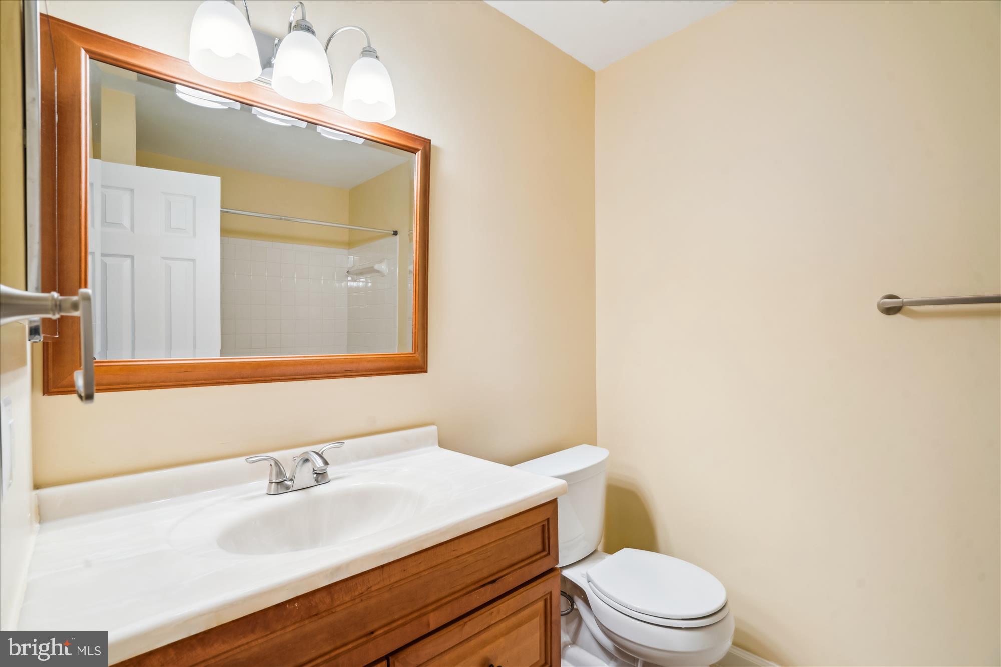 STKBRDGE AT TANGLWD COD - Residential Lease