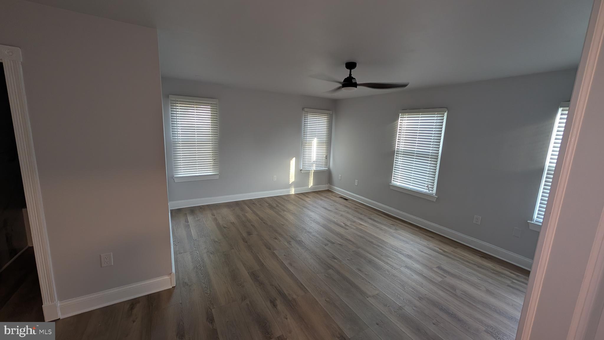 EVERGREEN ESTATES - Residential Lease