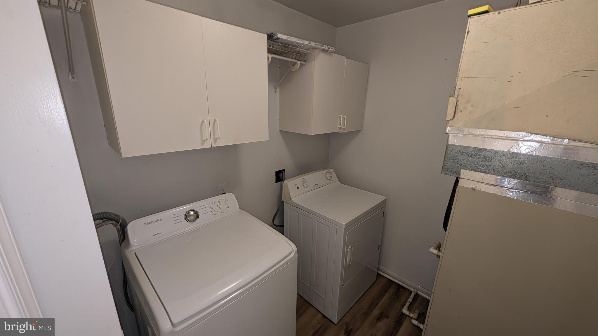 EVERGREEN ESTATES - Residential Lease