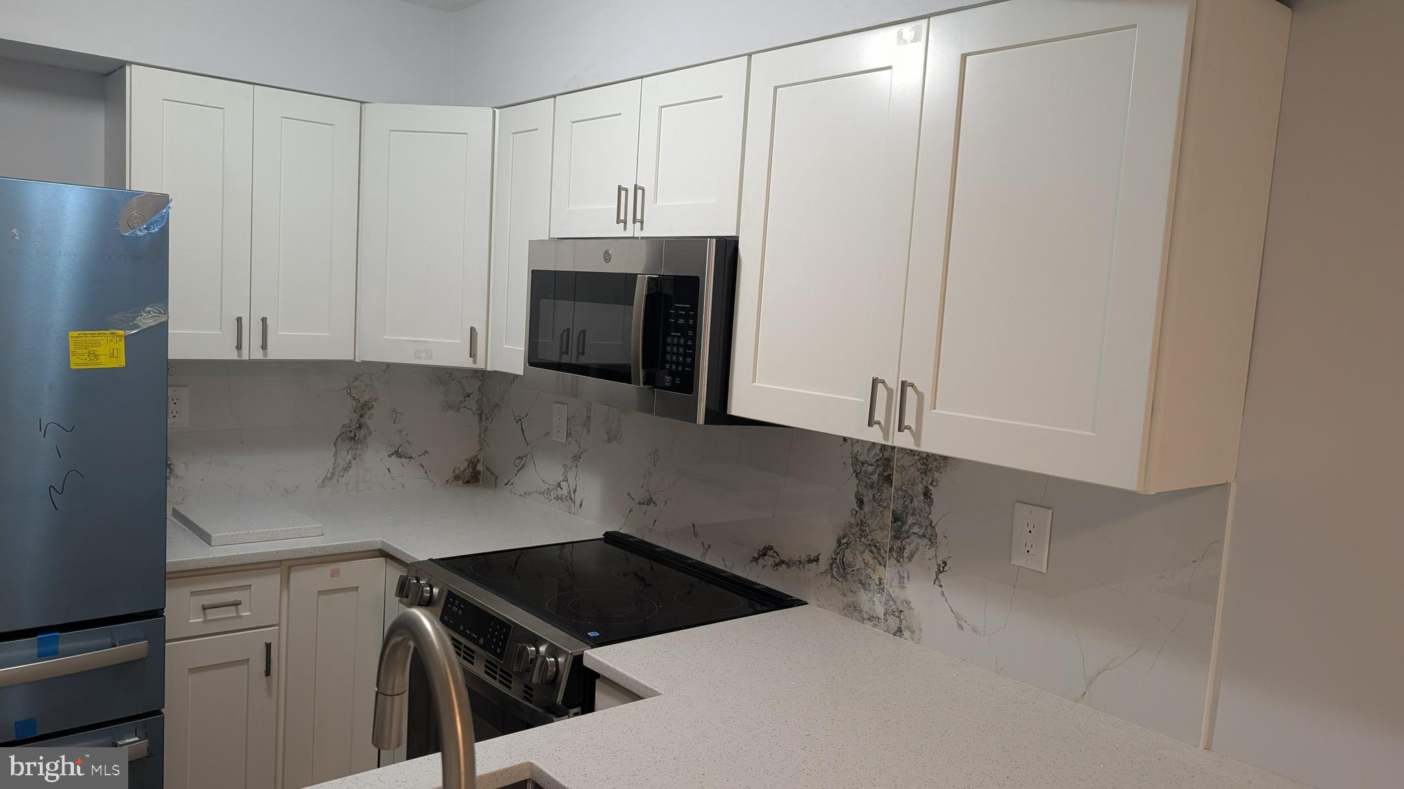 EVERGREEN ESTATES - Residential Lease