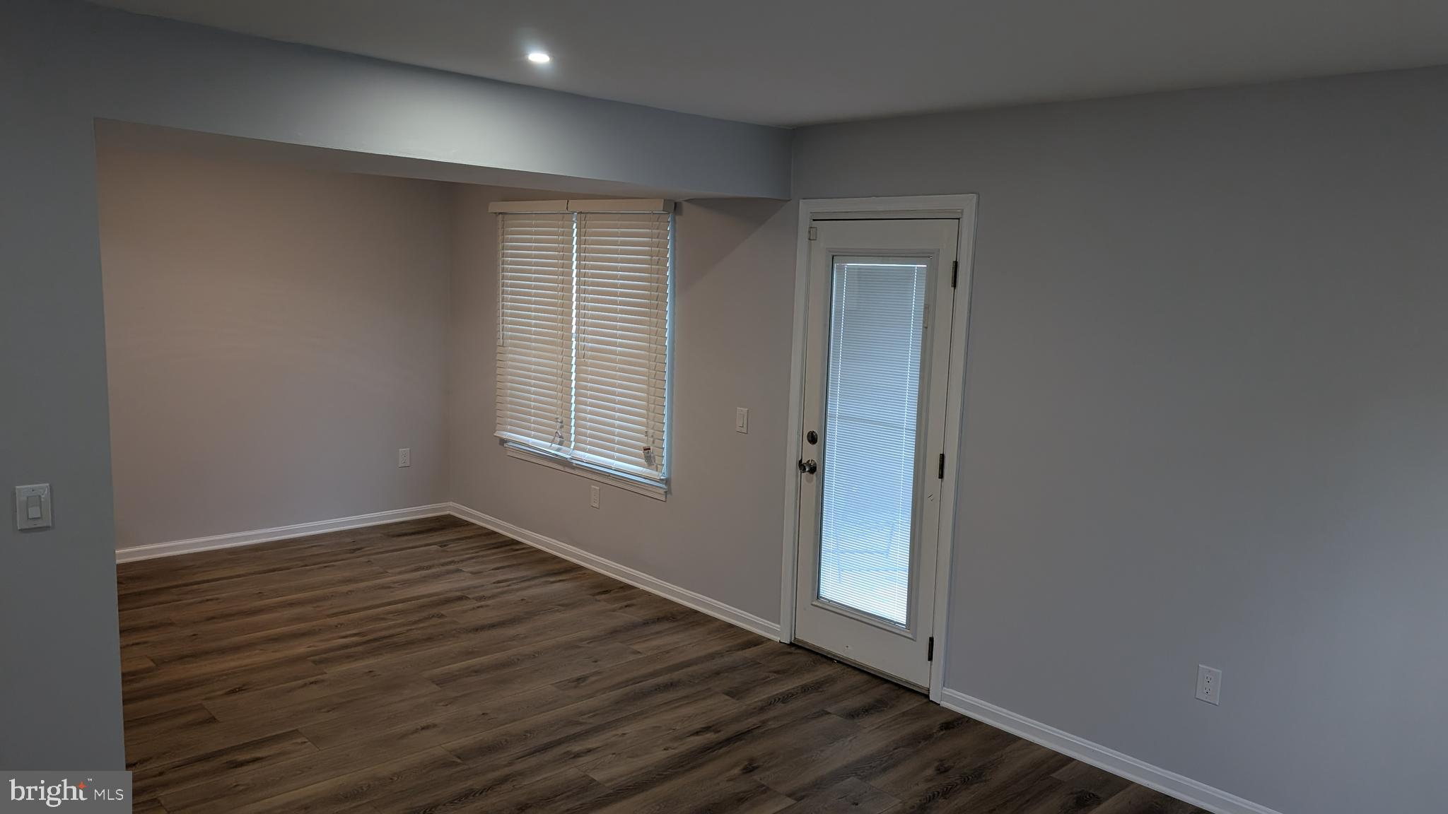 EVERGREEN ESTATES - Residential Lease