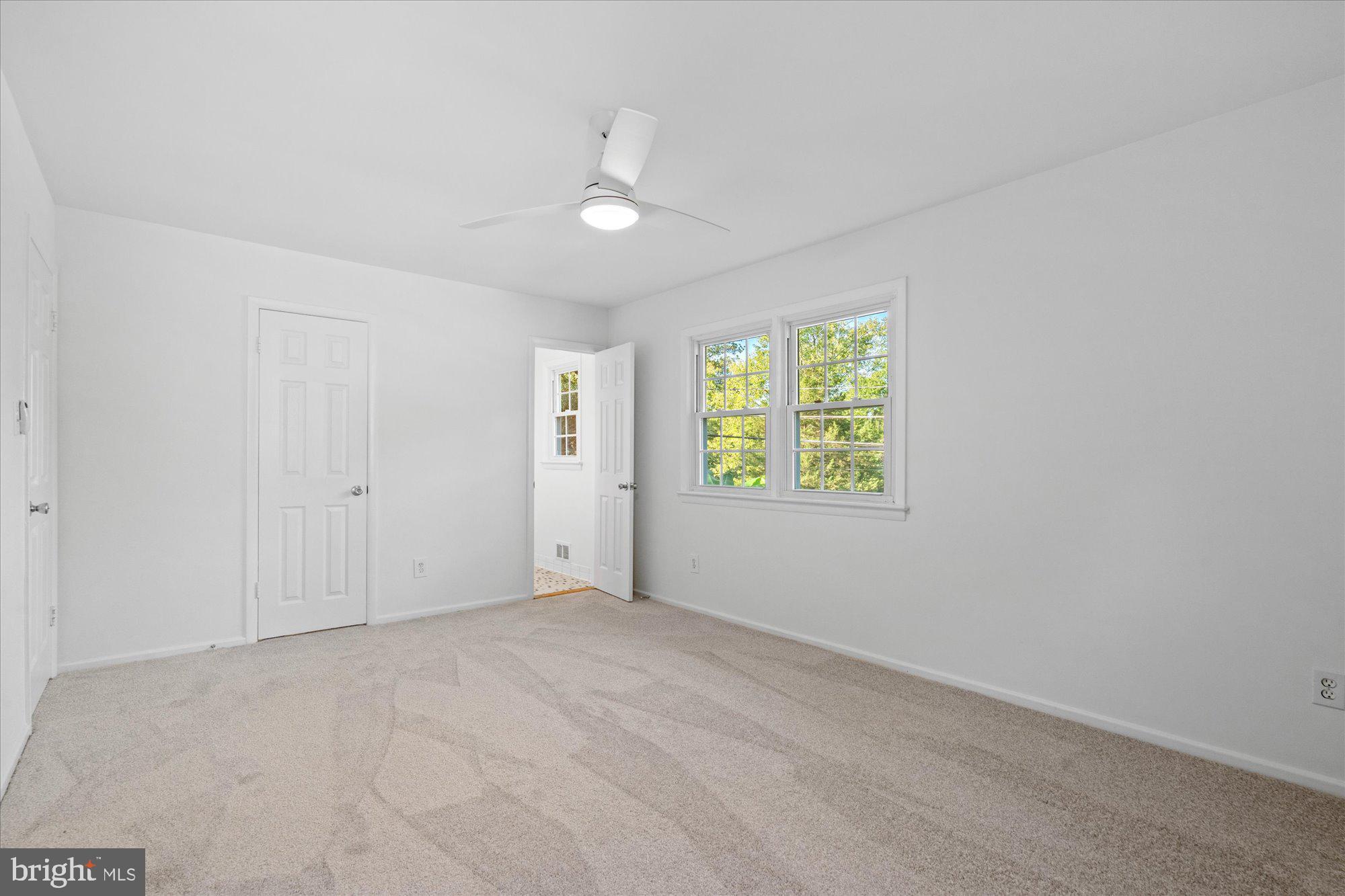 RIVERSIDE ESTATES - Residential