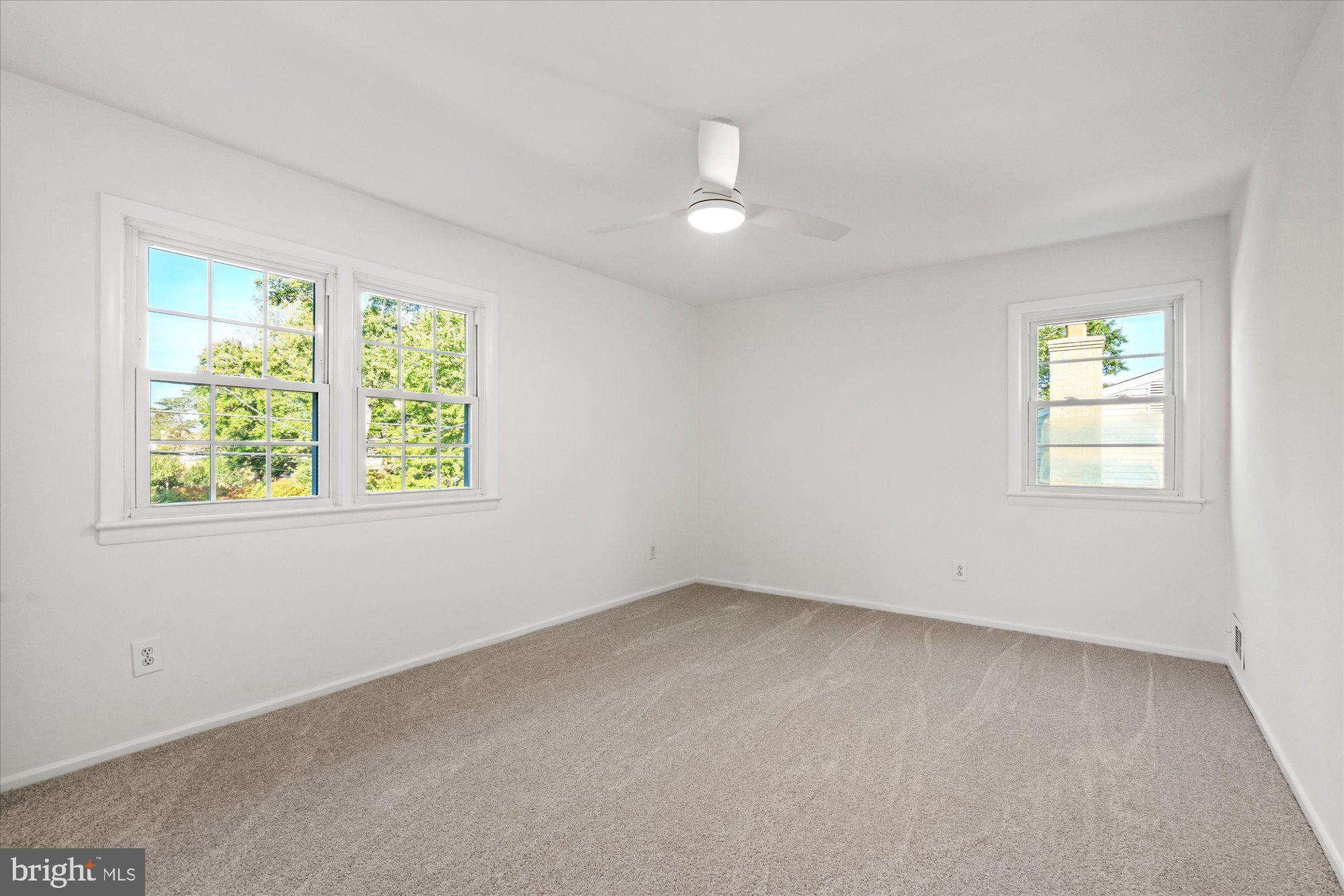 RIVERSIDE ESTATES - Residential