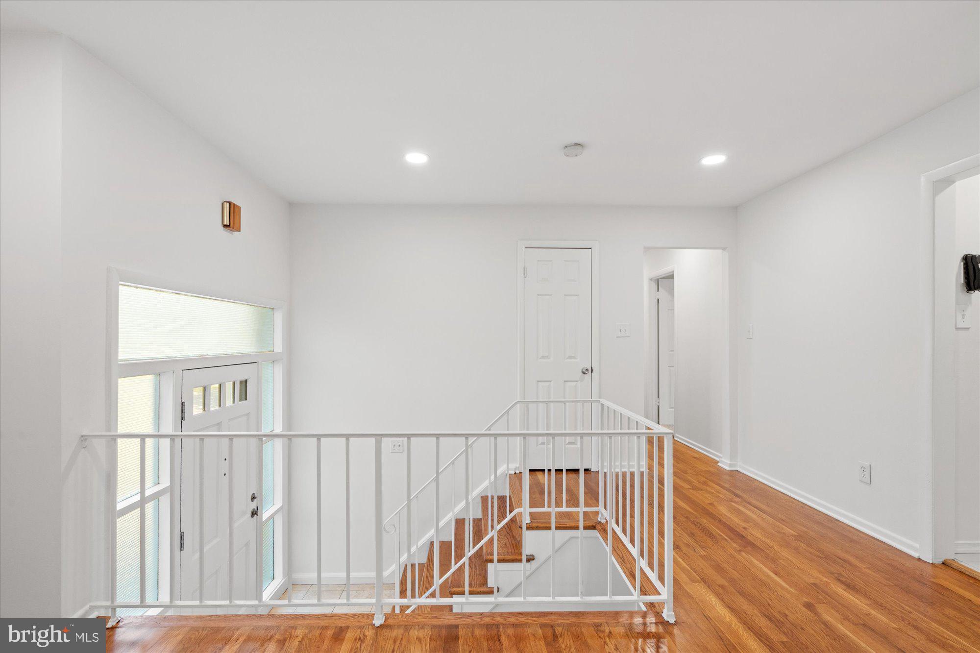 RIVERSIDE ESTATES - Residential