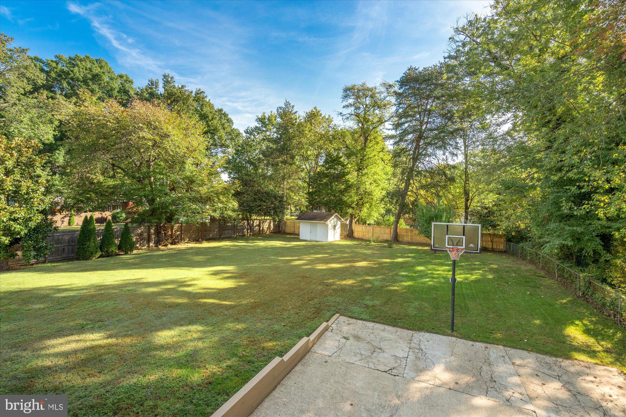 RIVERSIDE ESTATES - Residential