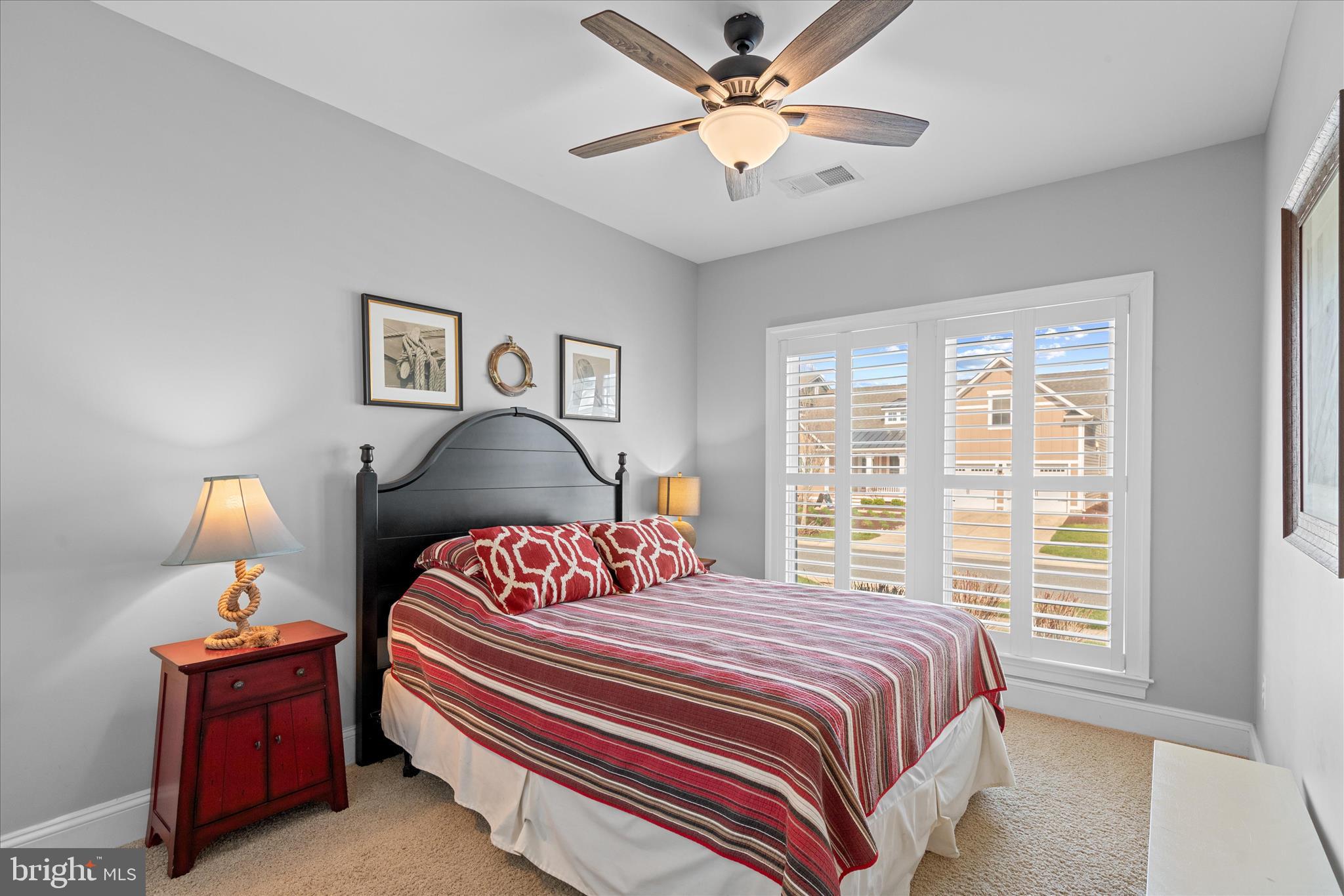 BAYSIDE - Residential