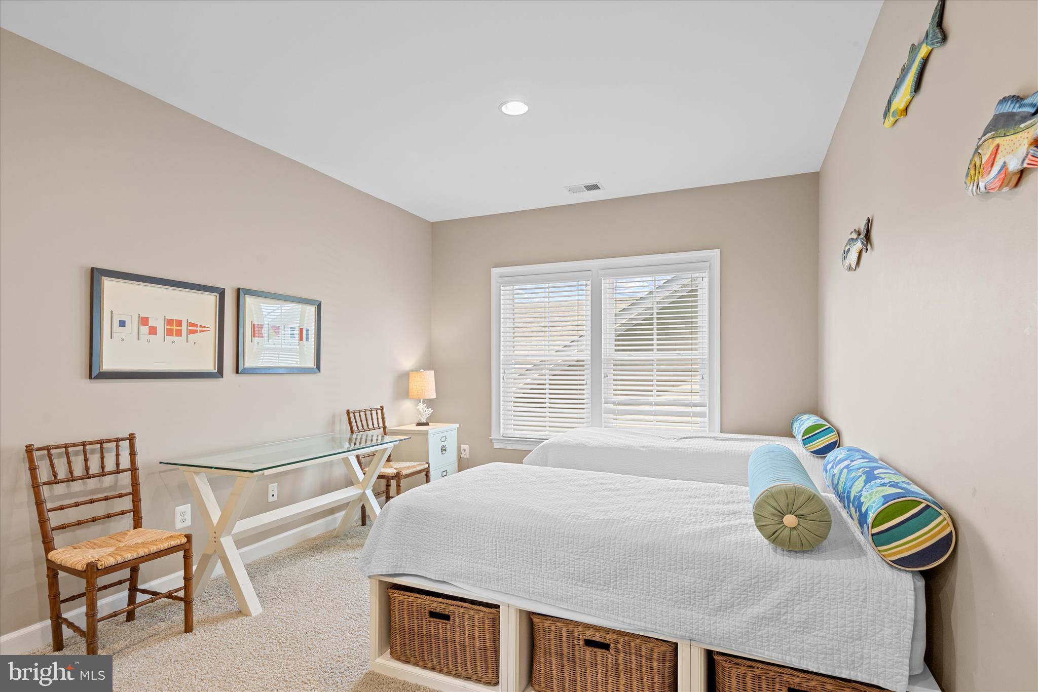 BAYSIDE - Residential