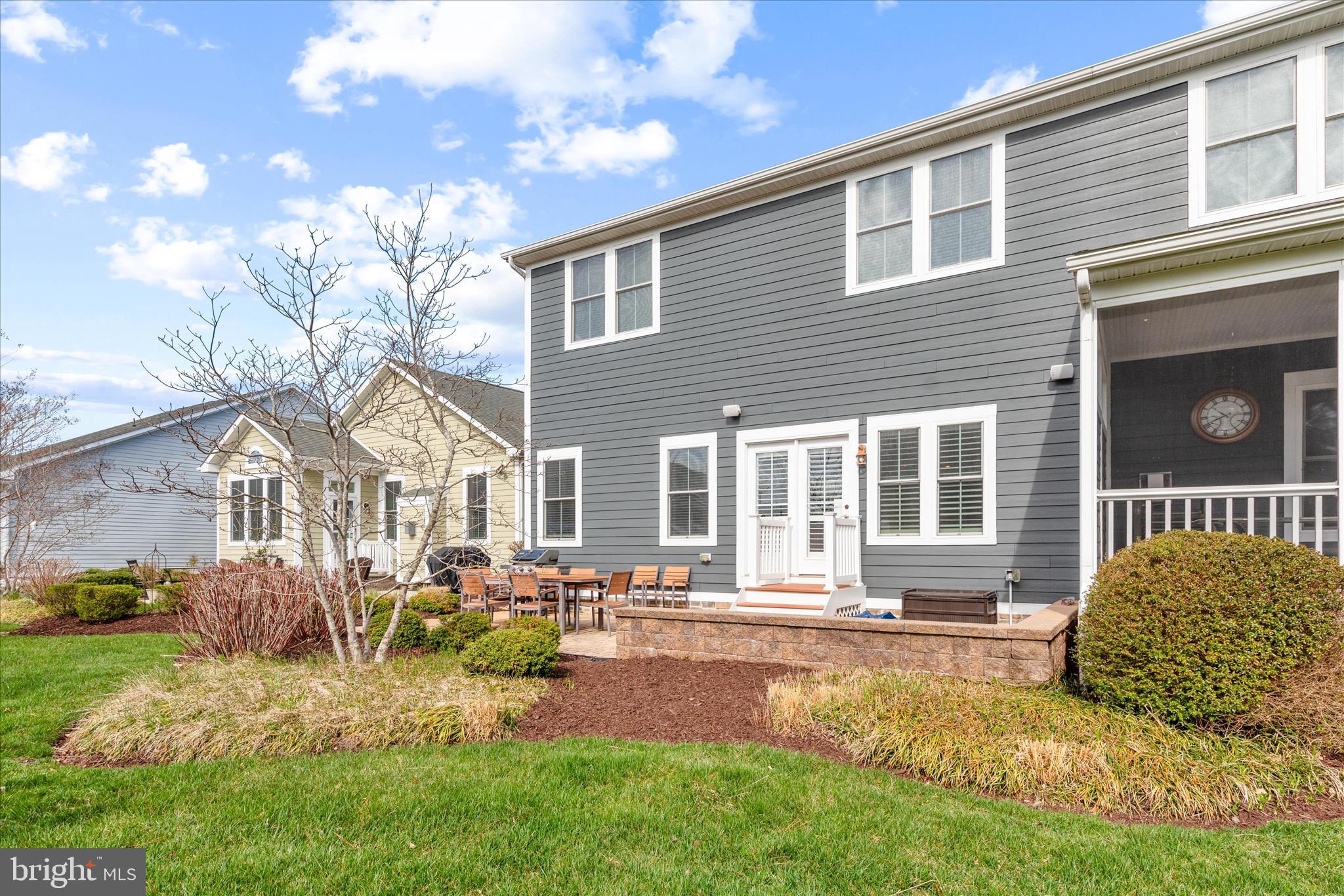 BAYSIDE - Residential