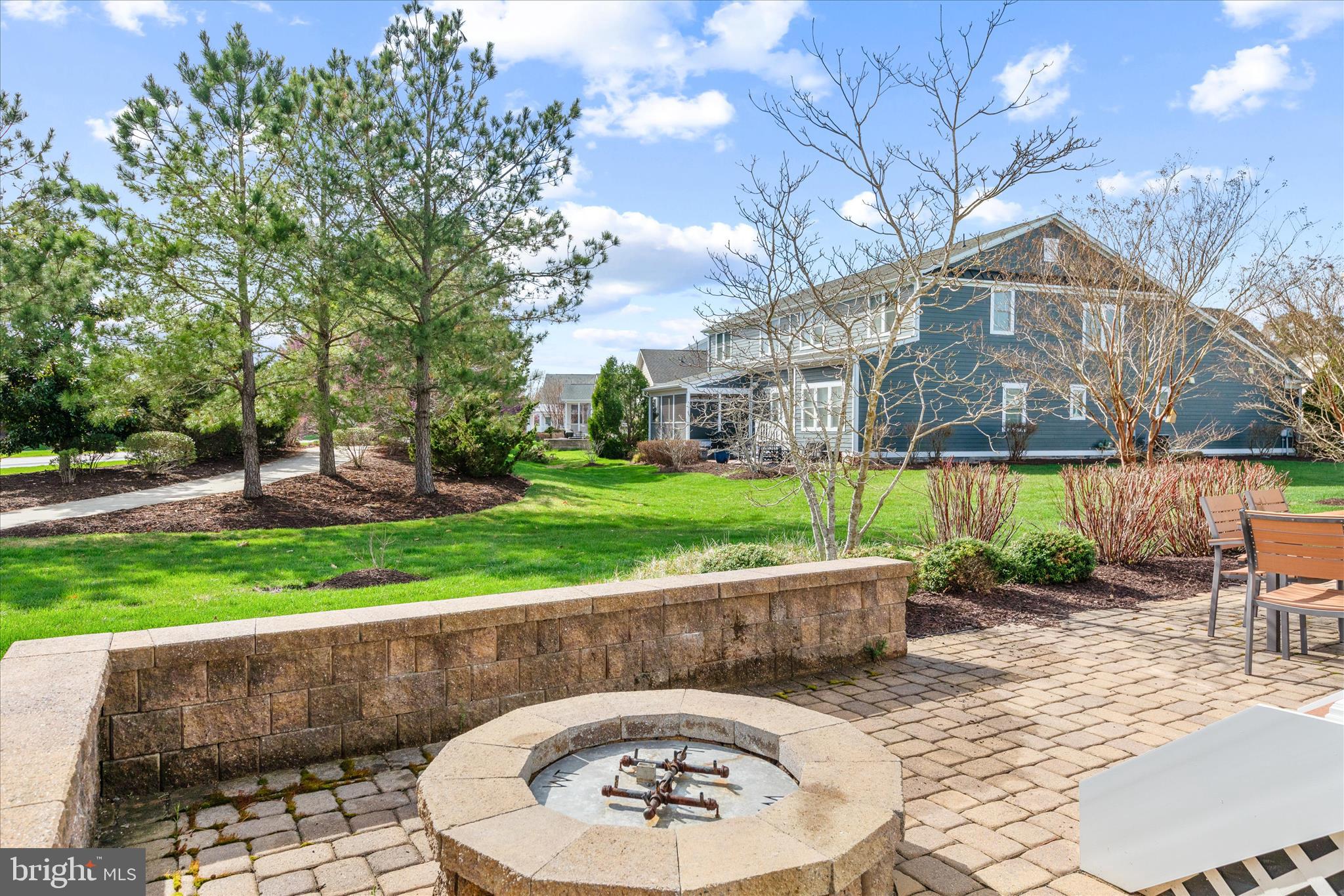 BAYSIDE - Residential