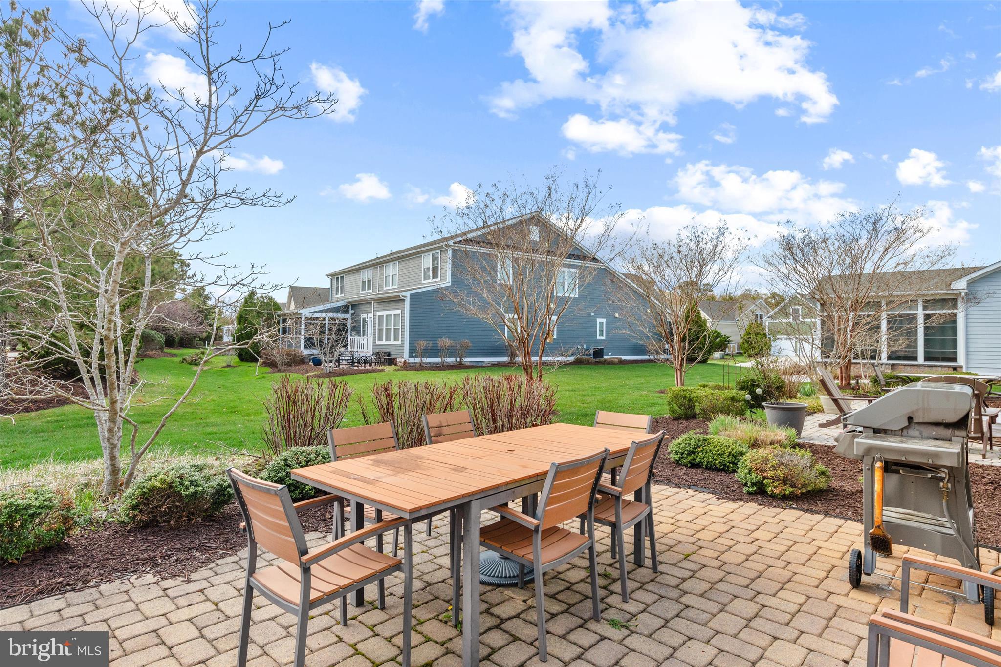 BAYSIDE - Residential