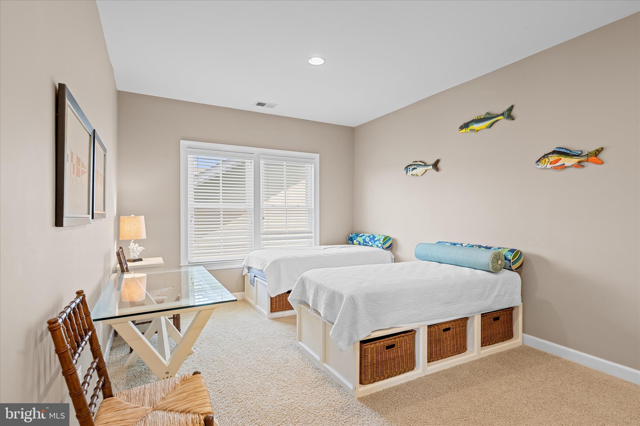 BAYSIDE - Residential