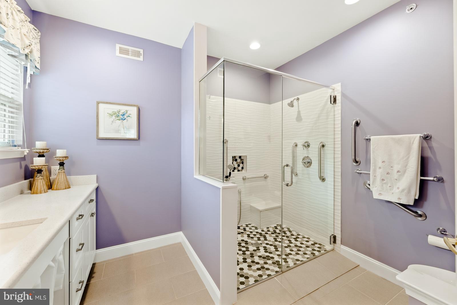 LEGACY OAKS - Residential