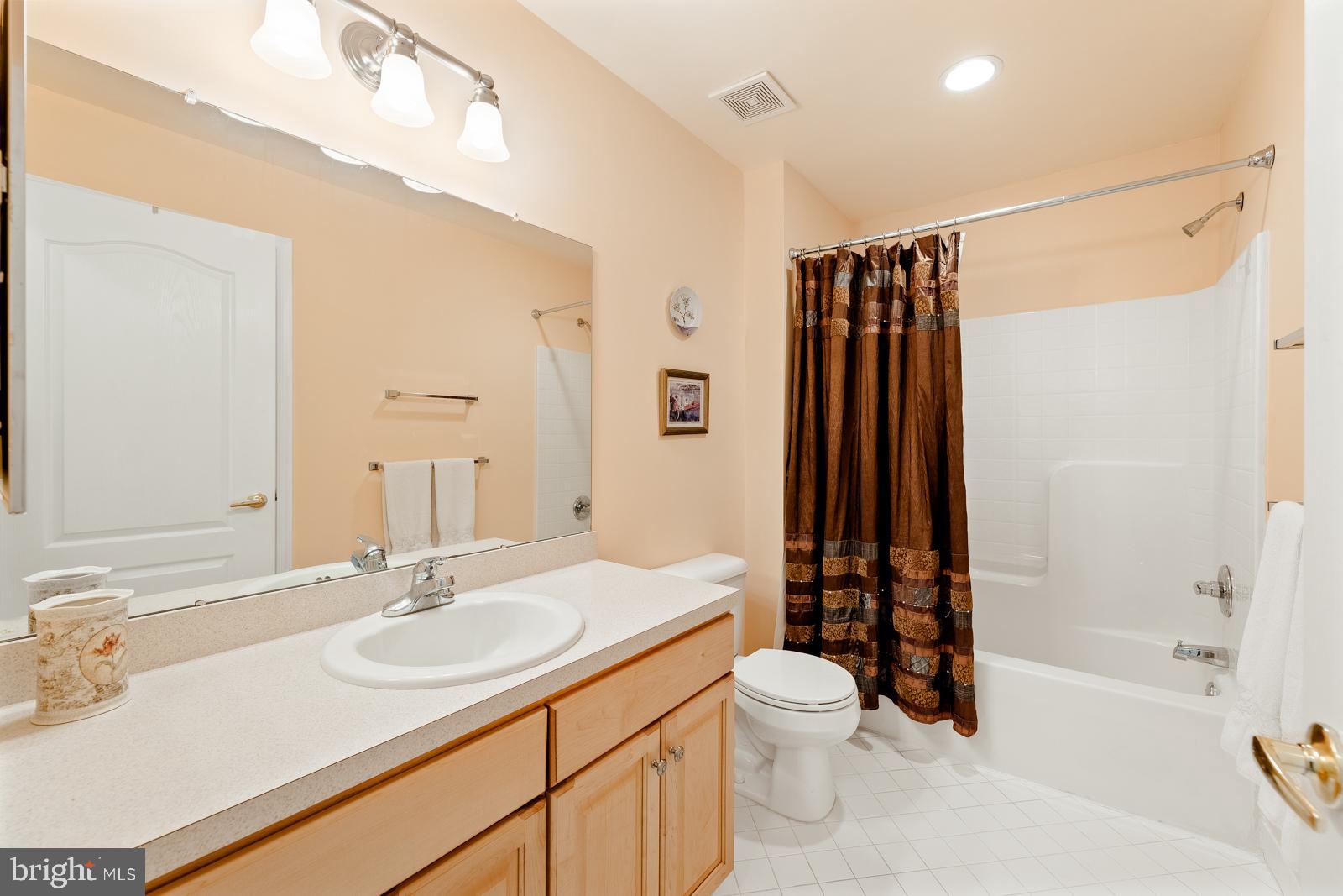 LEGACY OAKS - Residential