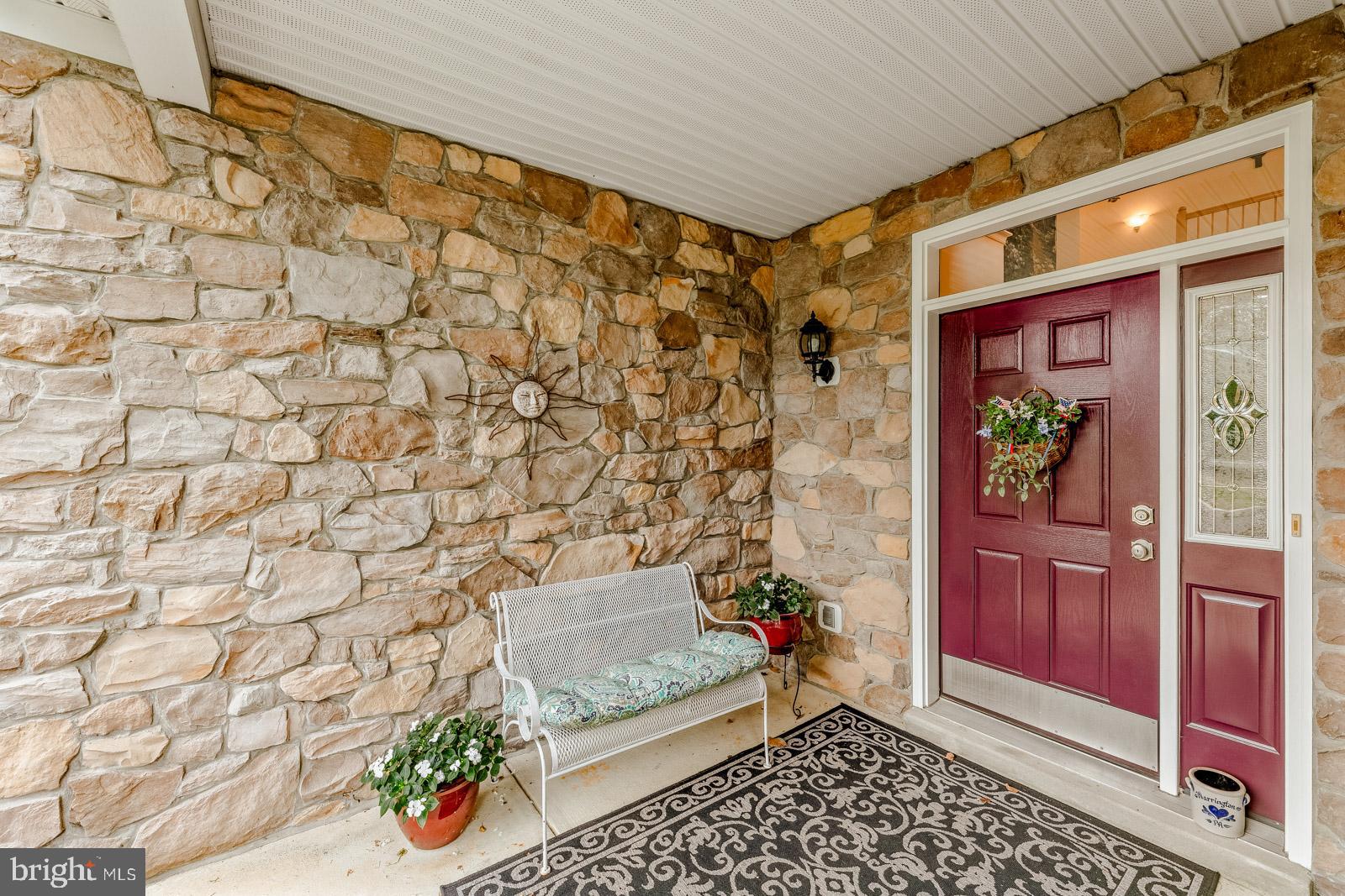 759 S SETTLERS CIRCLE