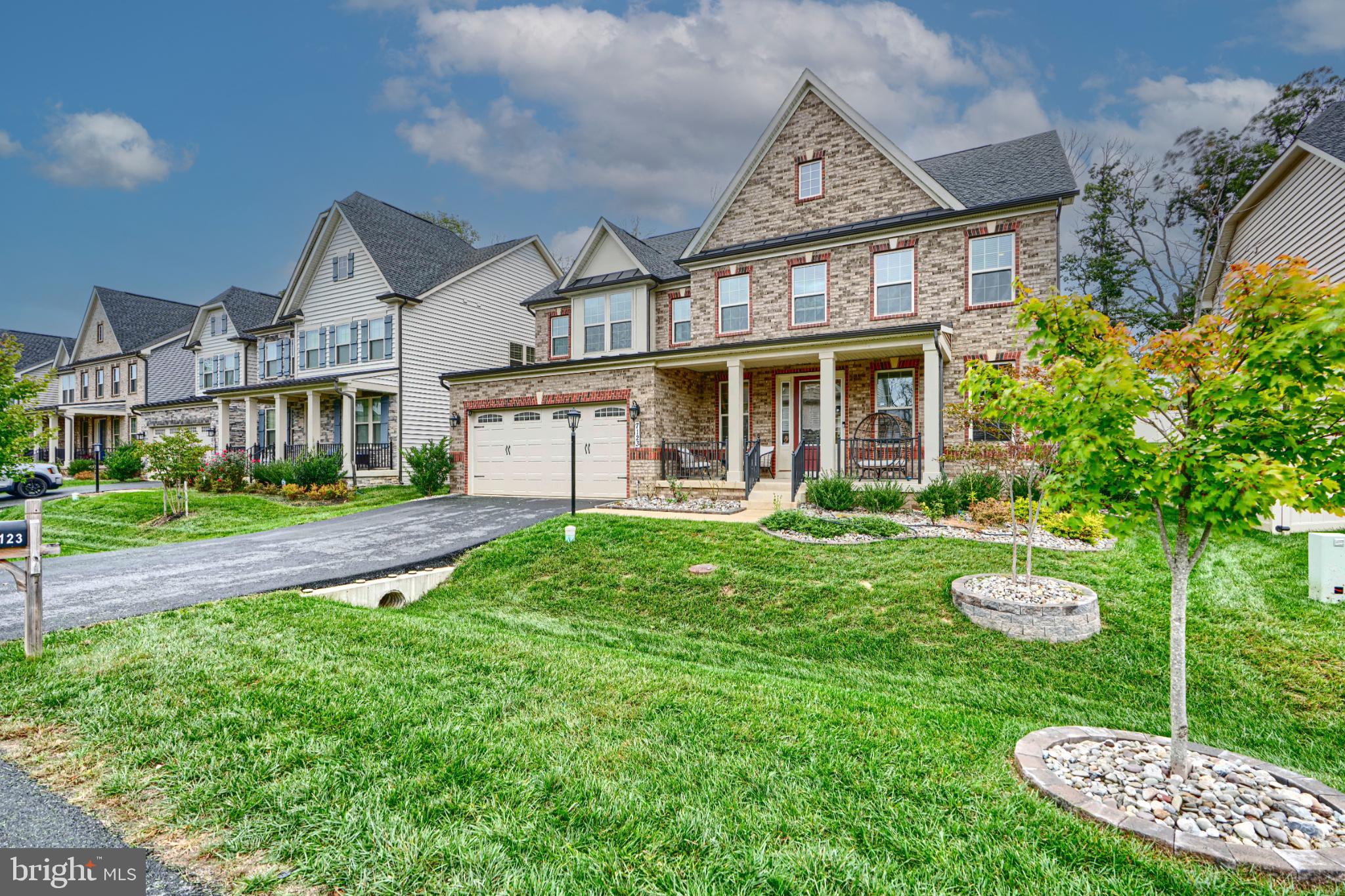 WOODRIDGE AT LAKE LINGANORE - Residential Lease