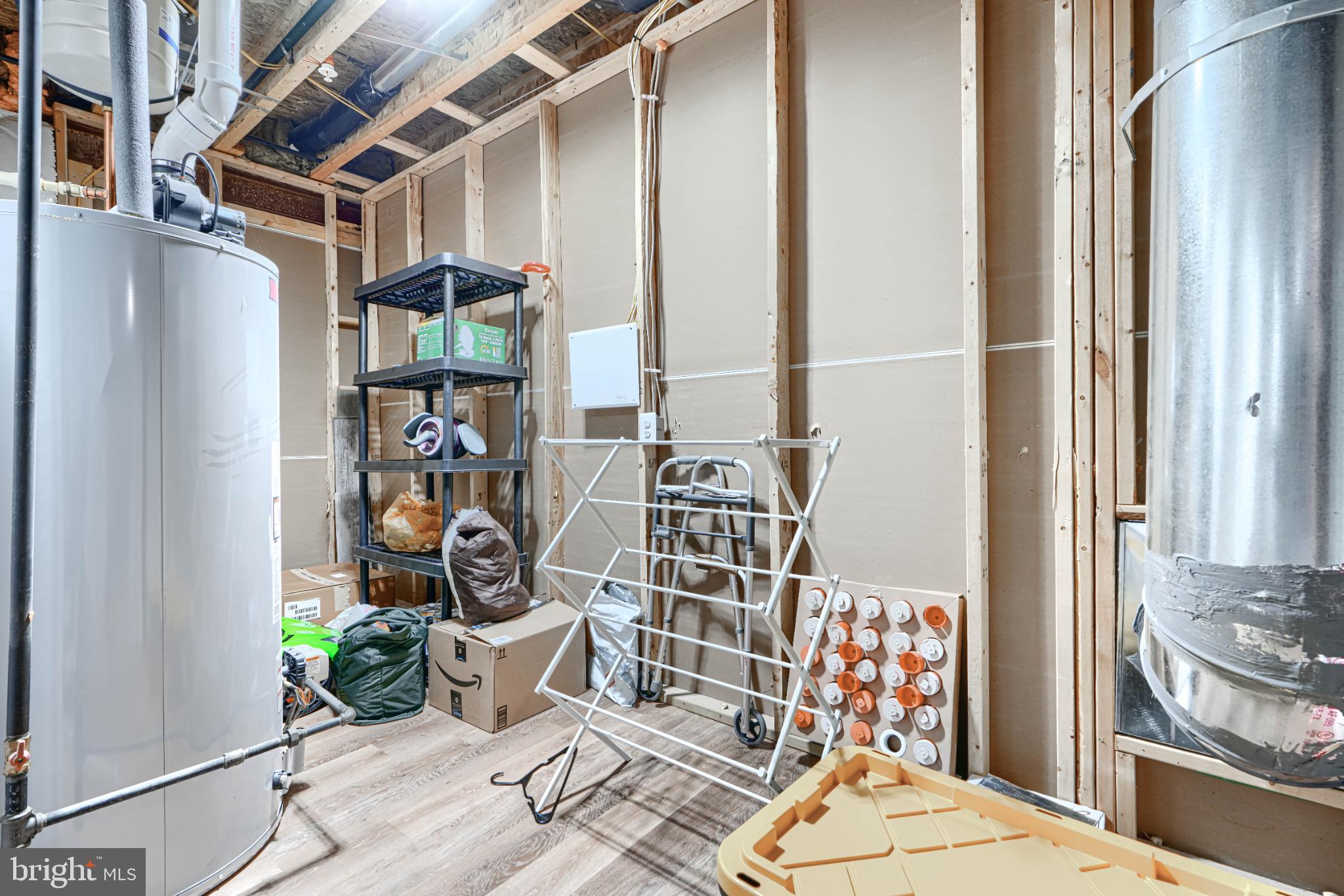 WOODRIDGE AT LAKE LINGANORE - Residential Lease