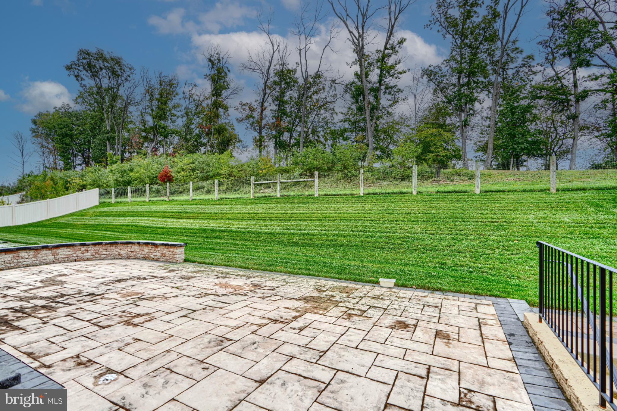 WOODRIDGE AT LAKE LINGANORE - Residential Lease