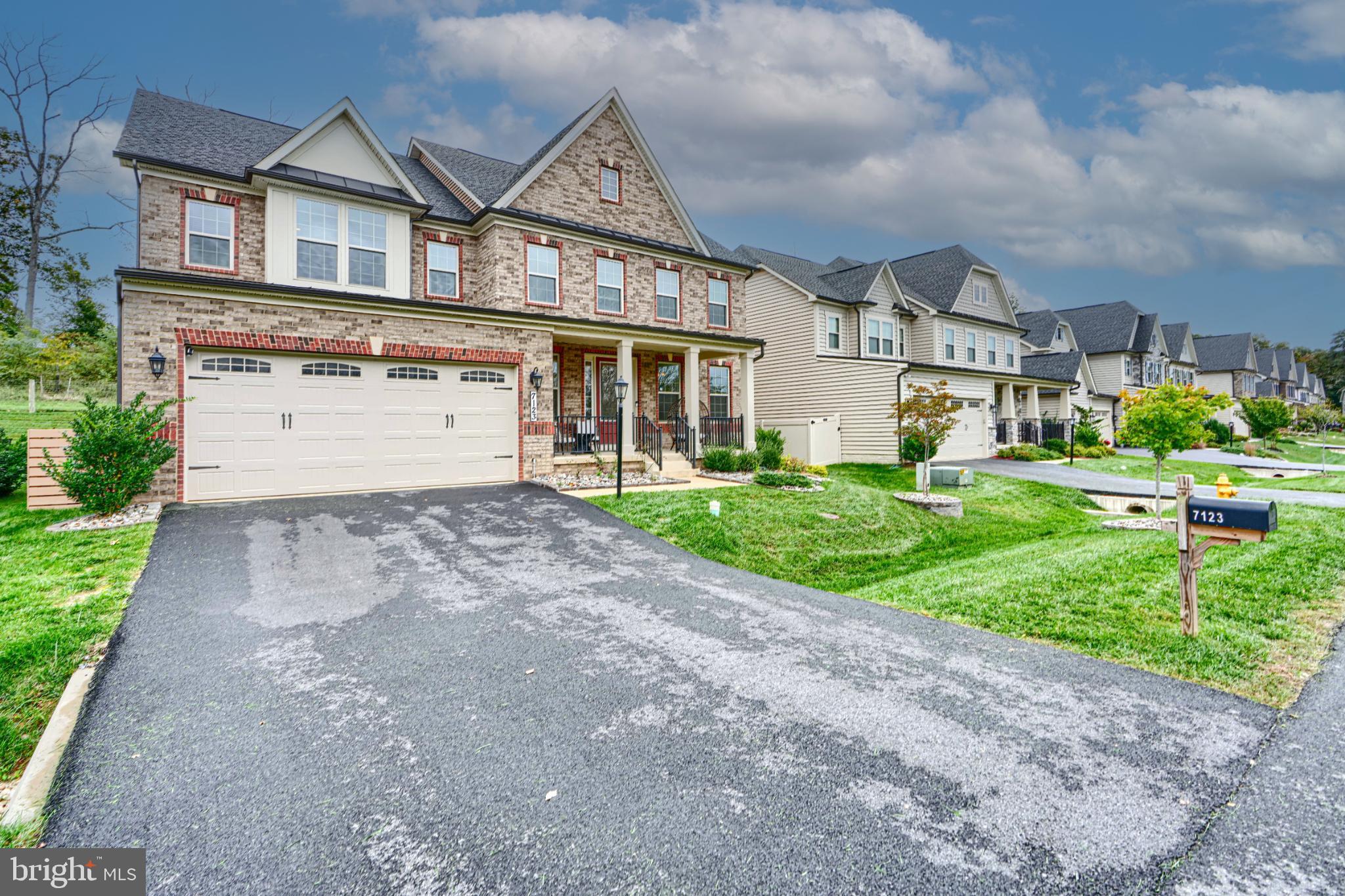 WOODRIDGE AT LAKE LINGANORE - Residential Lease