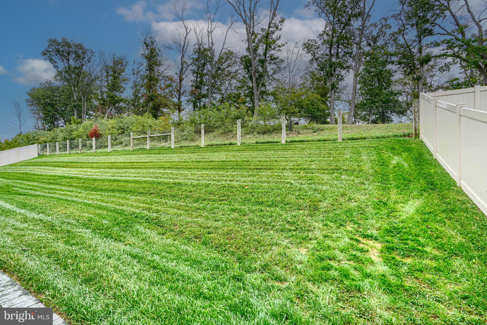 WOODRIDGE AT LAKE LINGANORE - Residential Lease