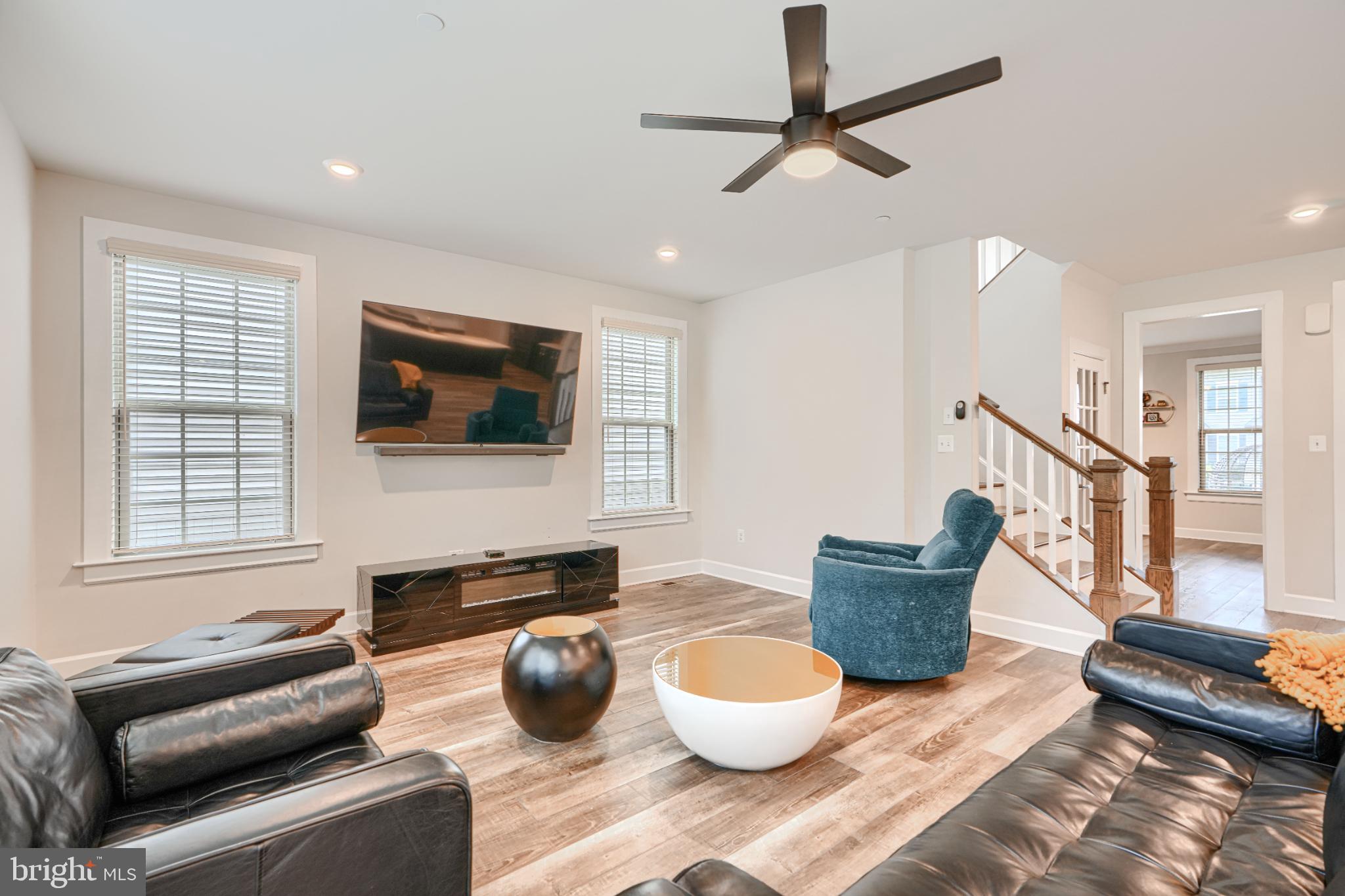 WOODRIDGE AT LAKE LINGANORE - Residential Lease