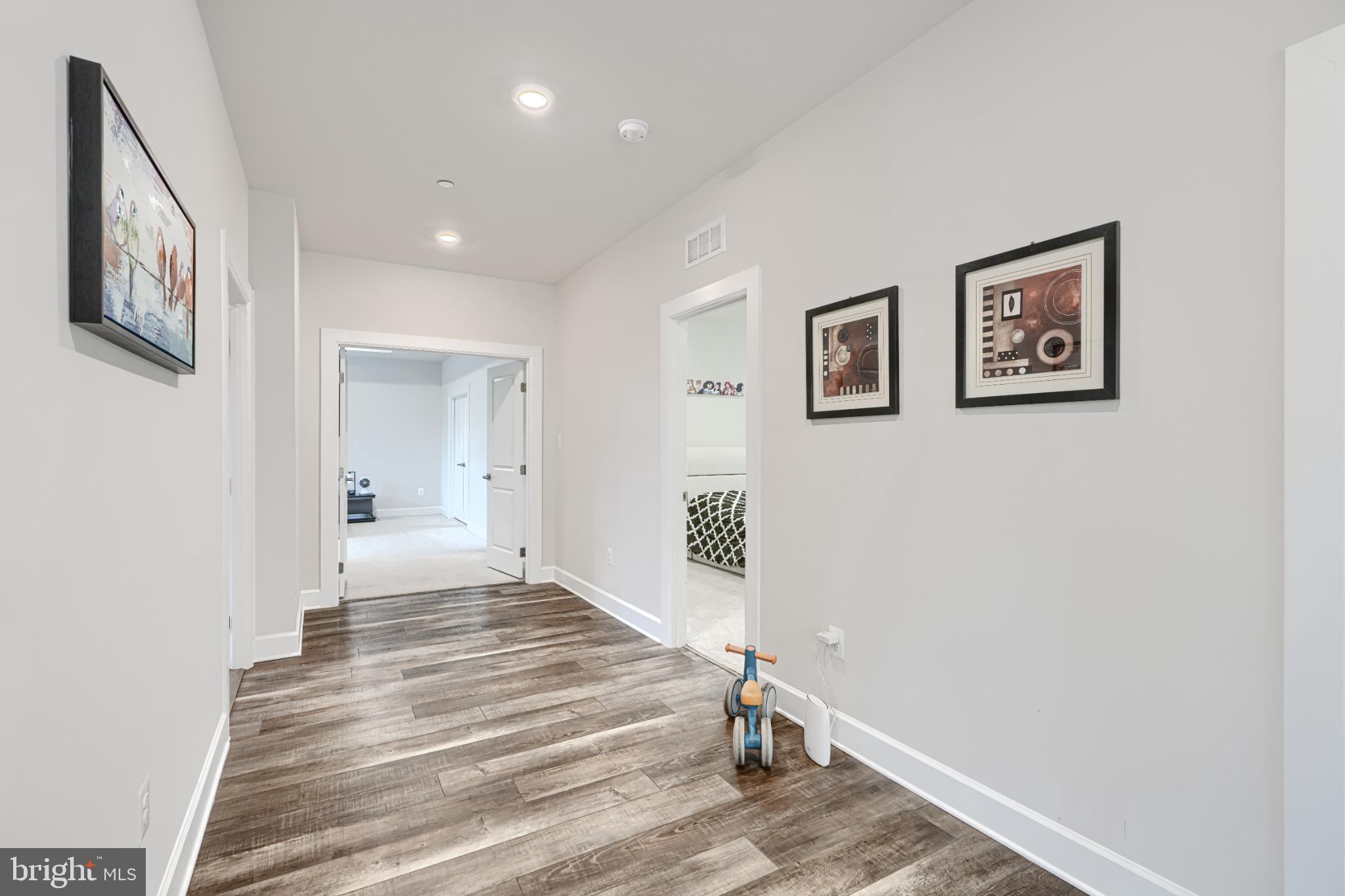 WOODRIDGE AT LAKE LINGANORE - Residential Lease