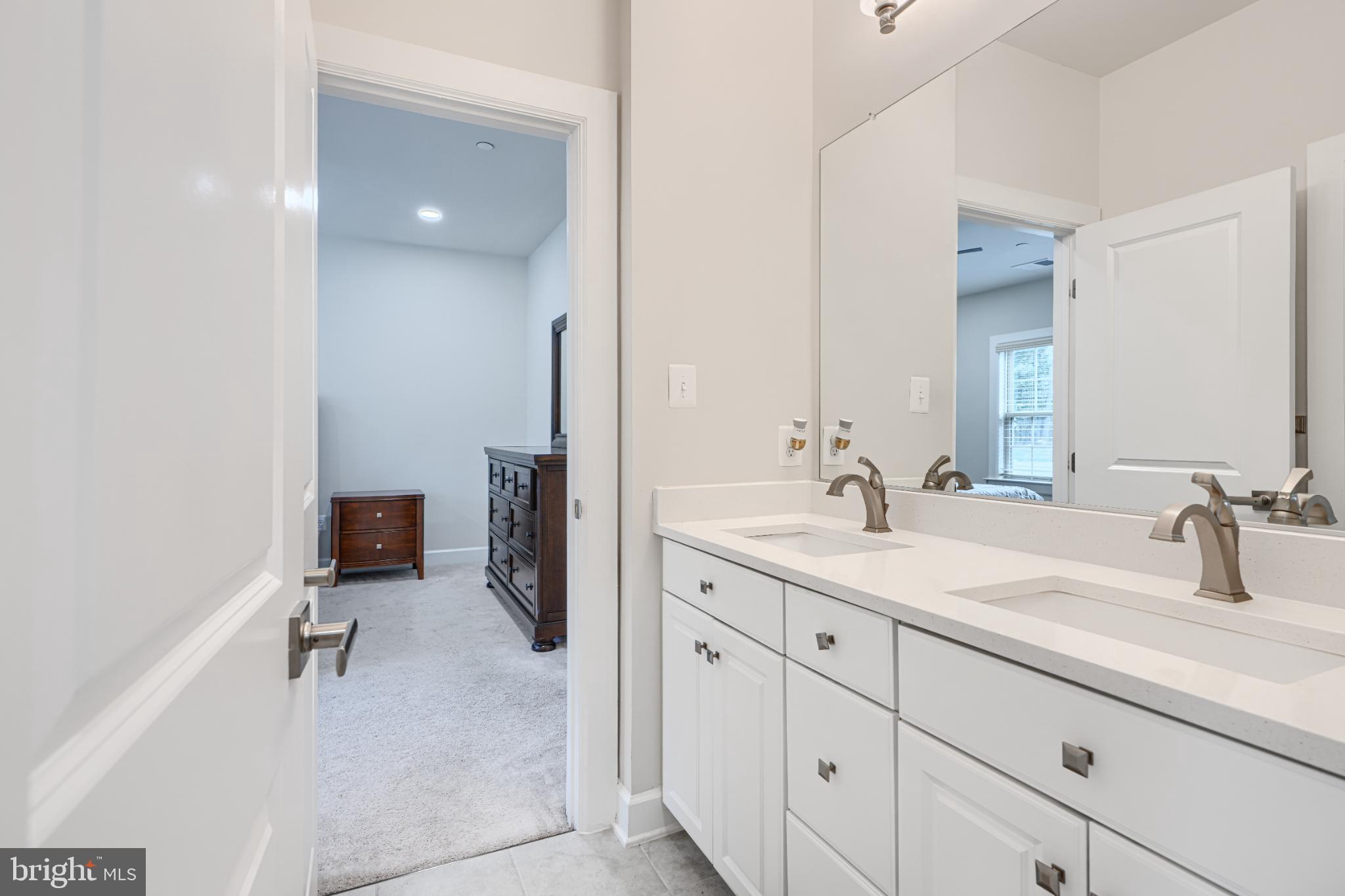 WOODRIDGE AT LAKE LINGANORE - Residential Lease