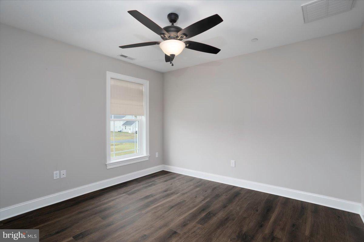 THE CROSSINGS AT EAST NEW MARKET - Residential