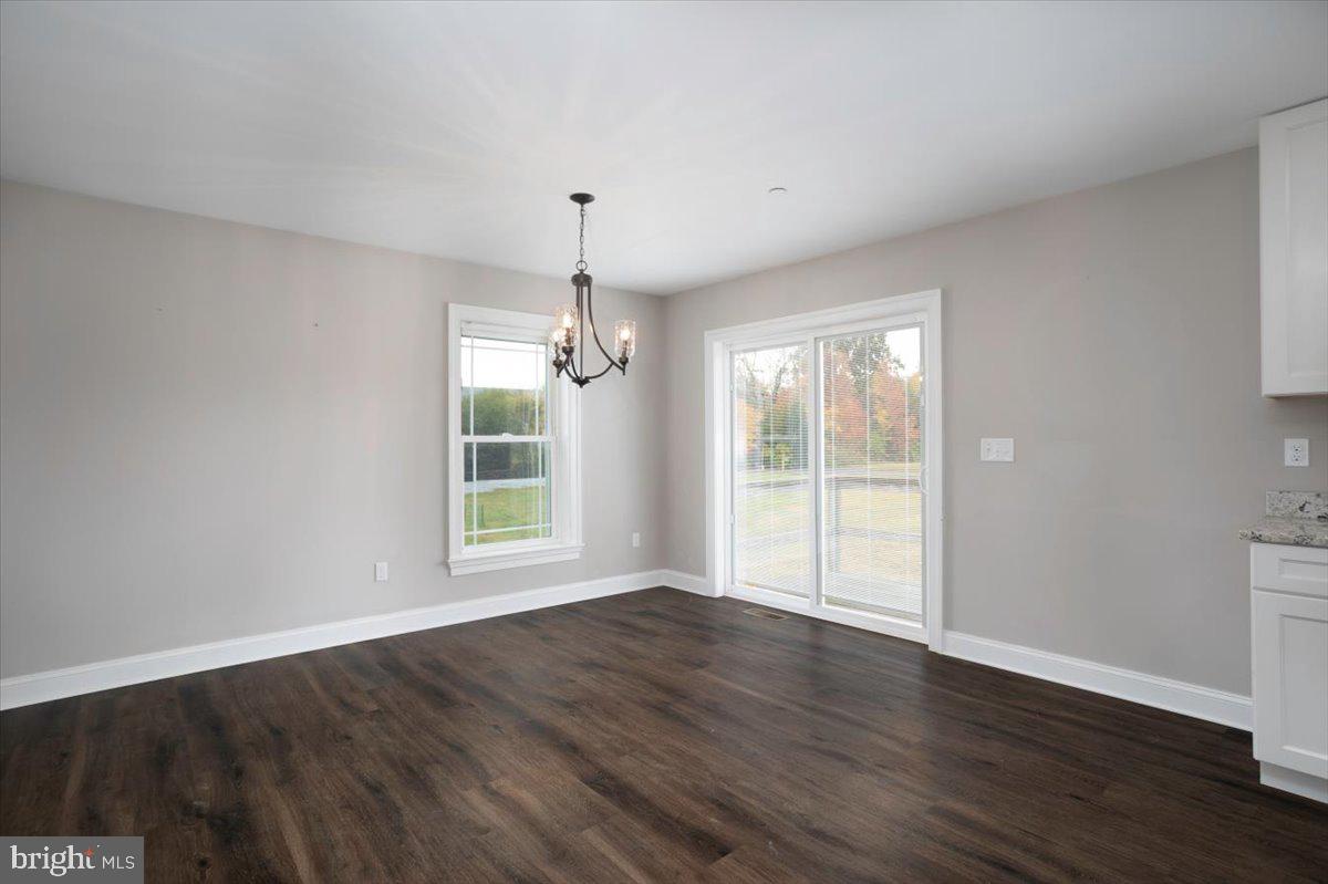 THE CROSSINGS AT EAST NEW MARKET - Residential