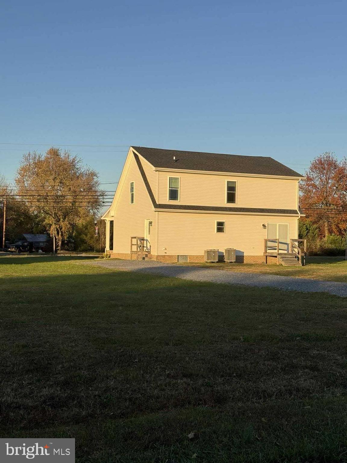 THE CROSSINGS AT EAST NEW MARKET - Residential