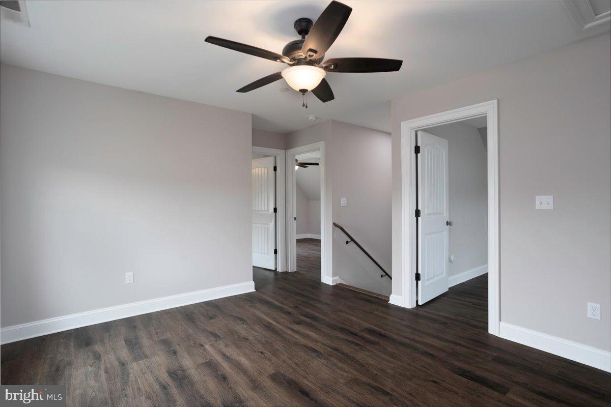 THE CROSSINGS AT EAST NEW MARKET - Residential