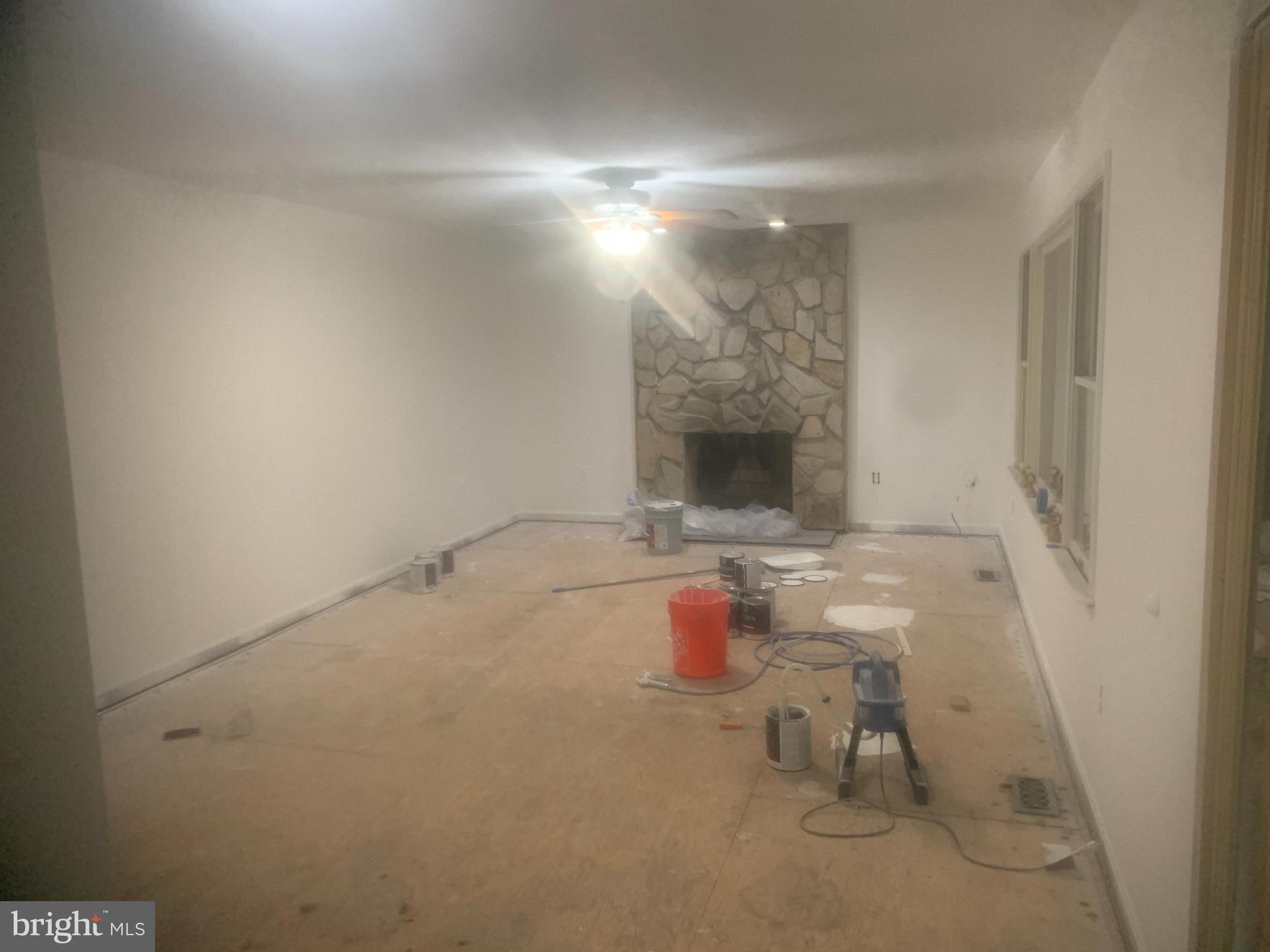 SHADY SIDE - Residential