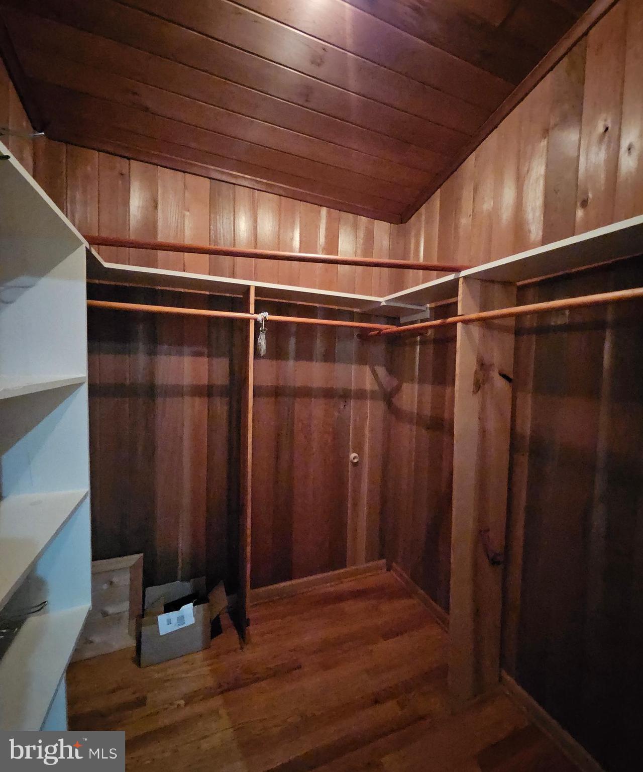 KENWOOD PARK - Residential