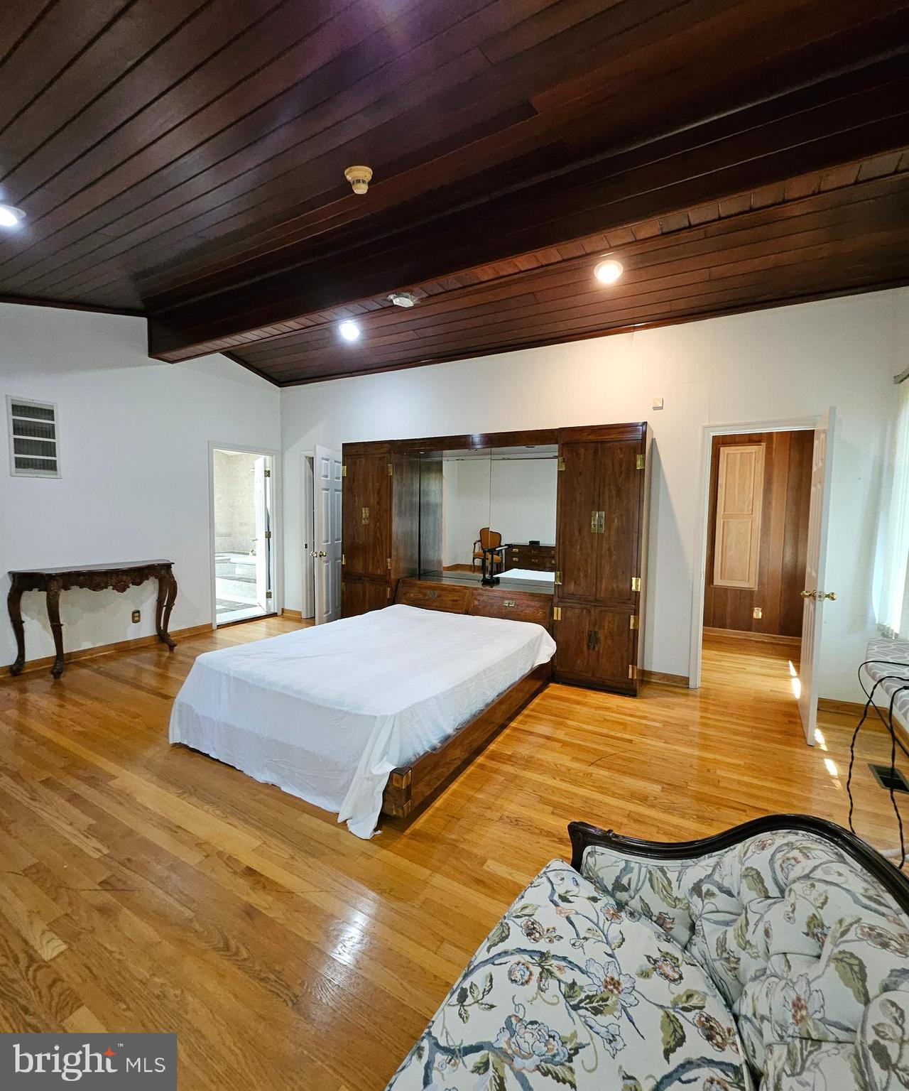 KENWOOD PARK - Residential